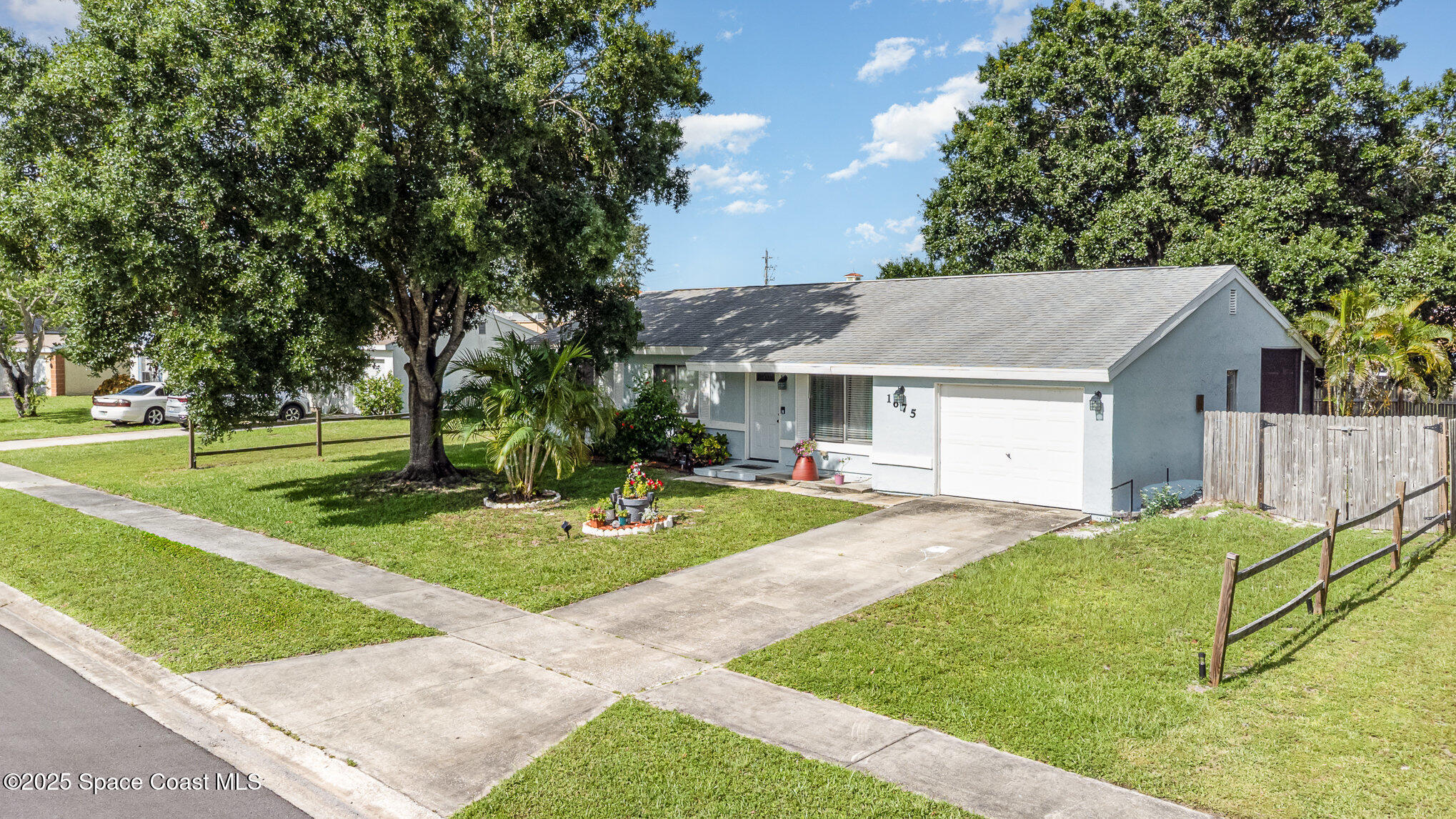 1675 Fairfield Circle NE