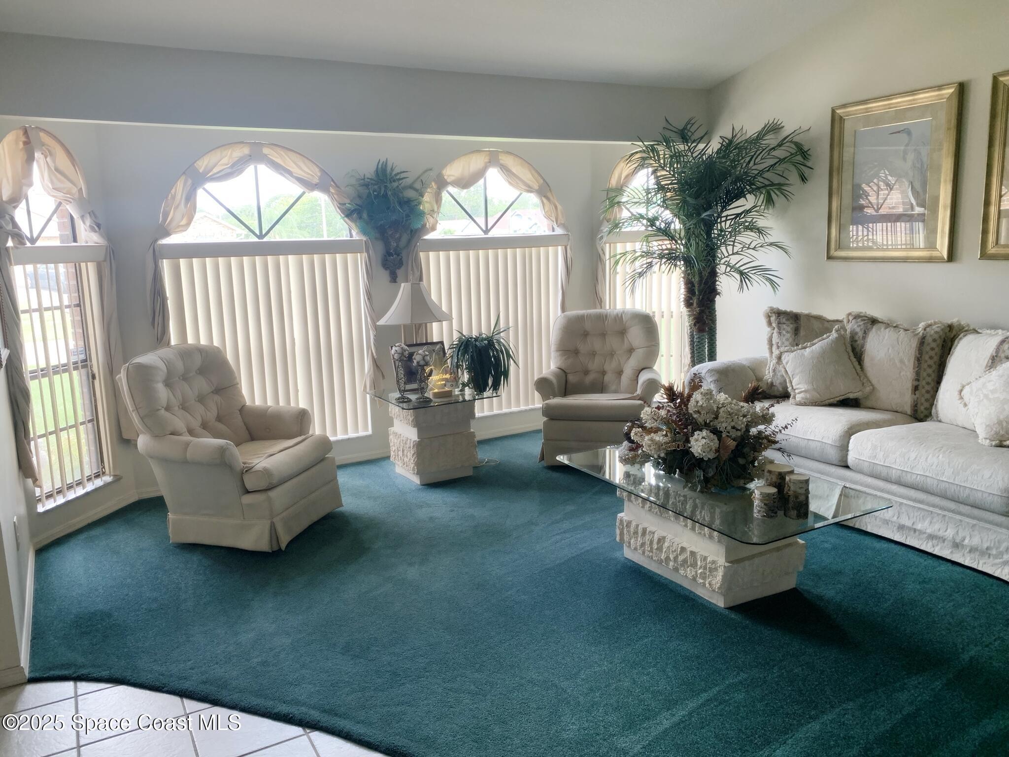 403 Sauders Road SE