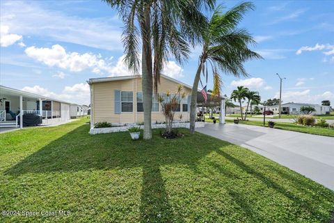 A home in Barefoot Bay