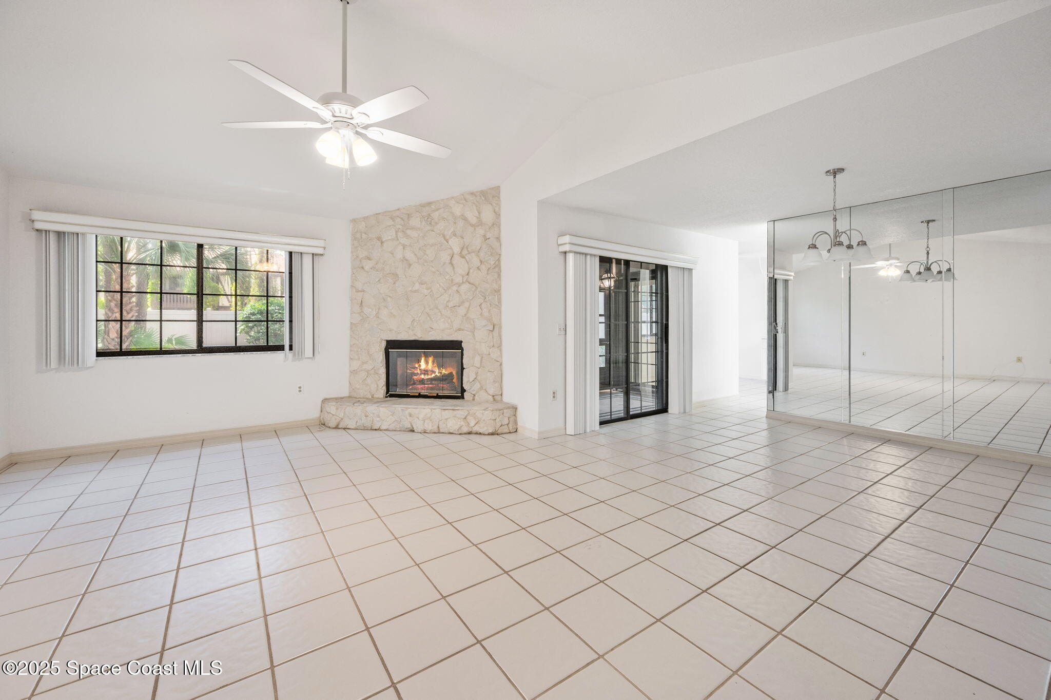 787 Greenwood Manor Circle 14