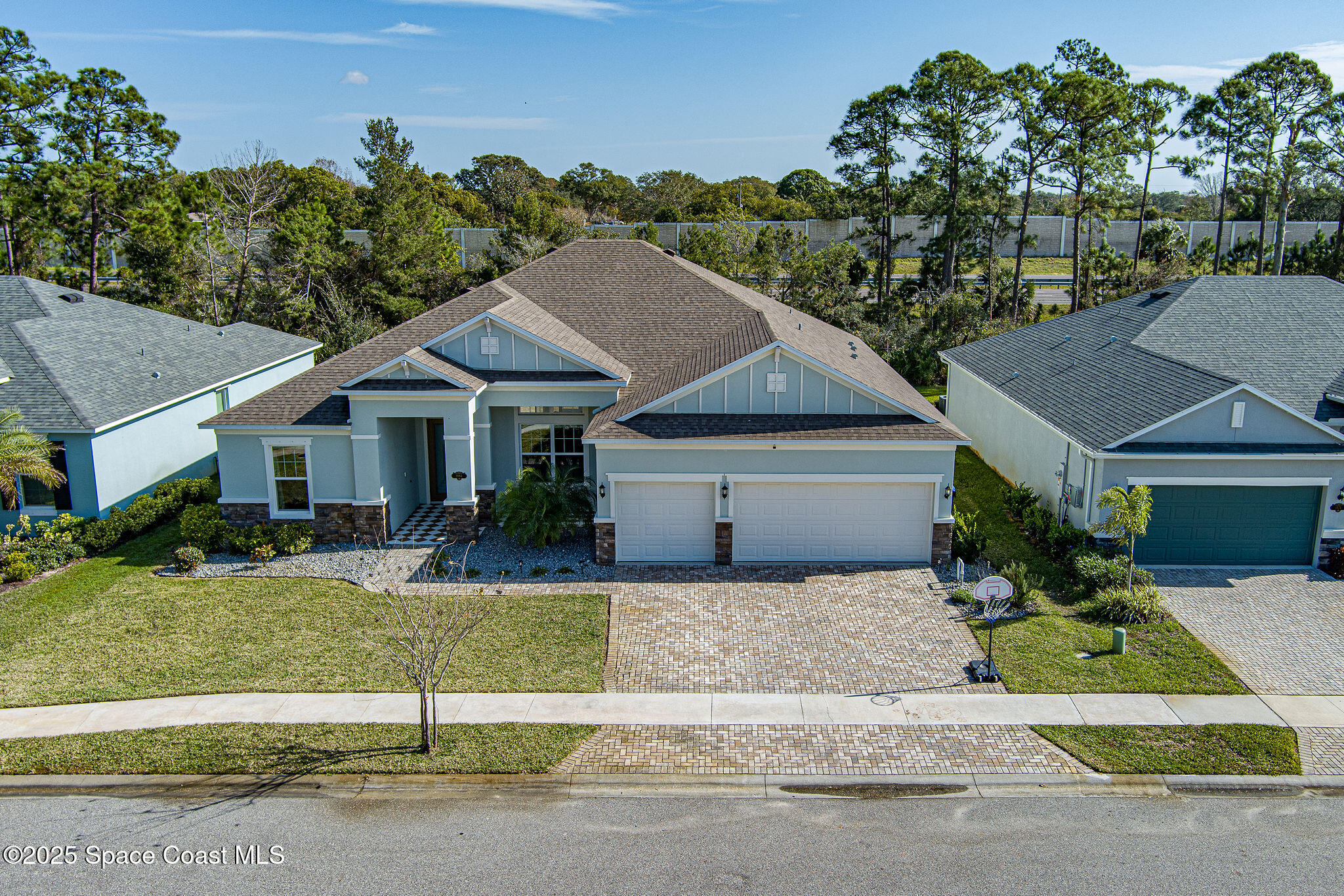 1984 Crossbill Drive