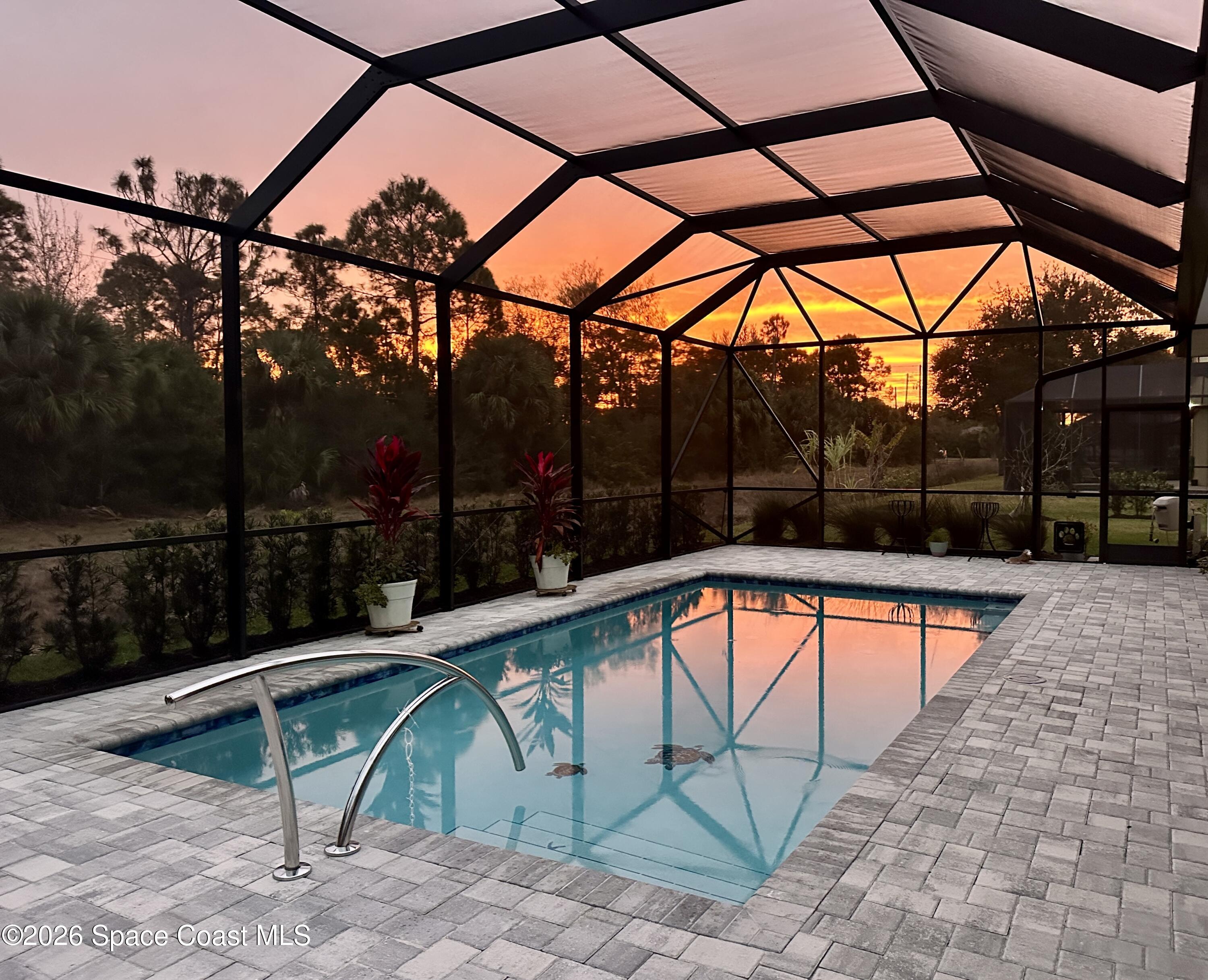 2049 Windbrook Drive SE