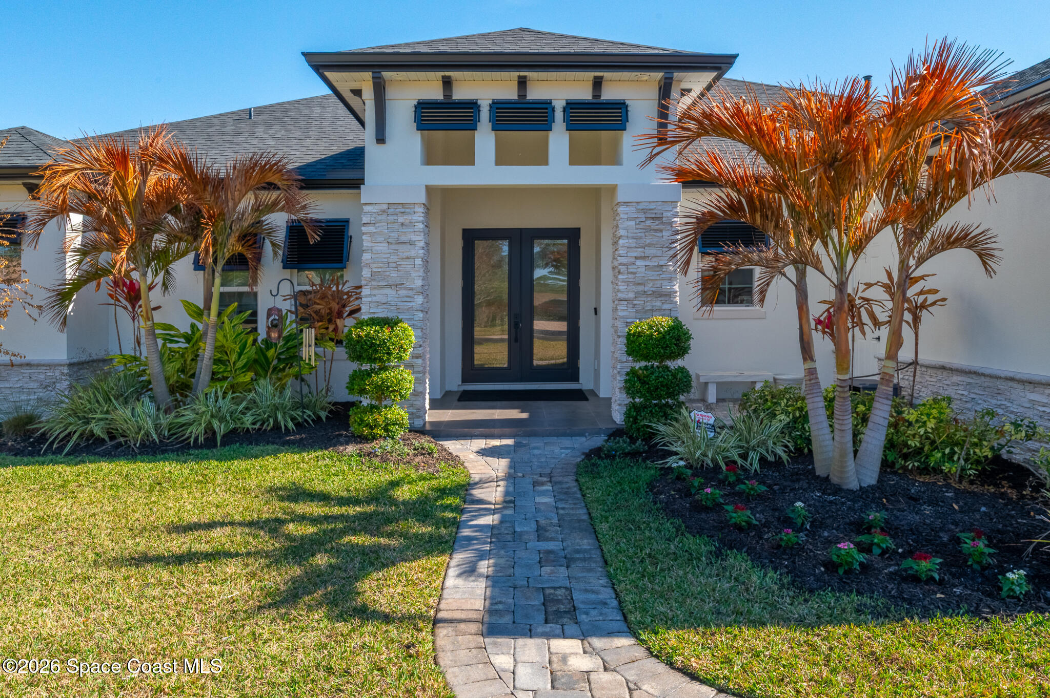 2049 Windbrook Drive SE