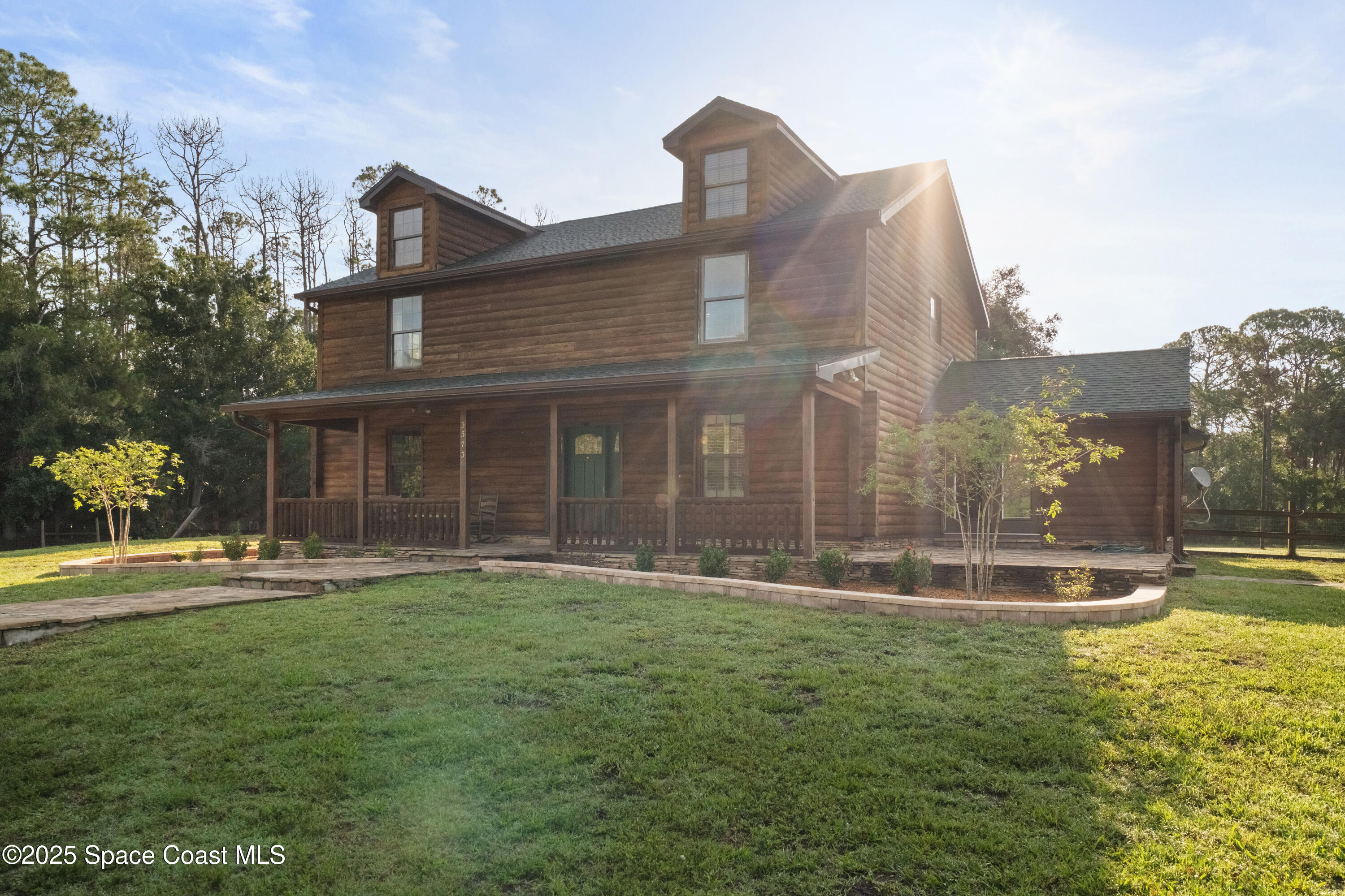 3373 Stratos Lane