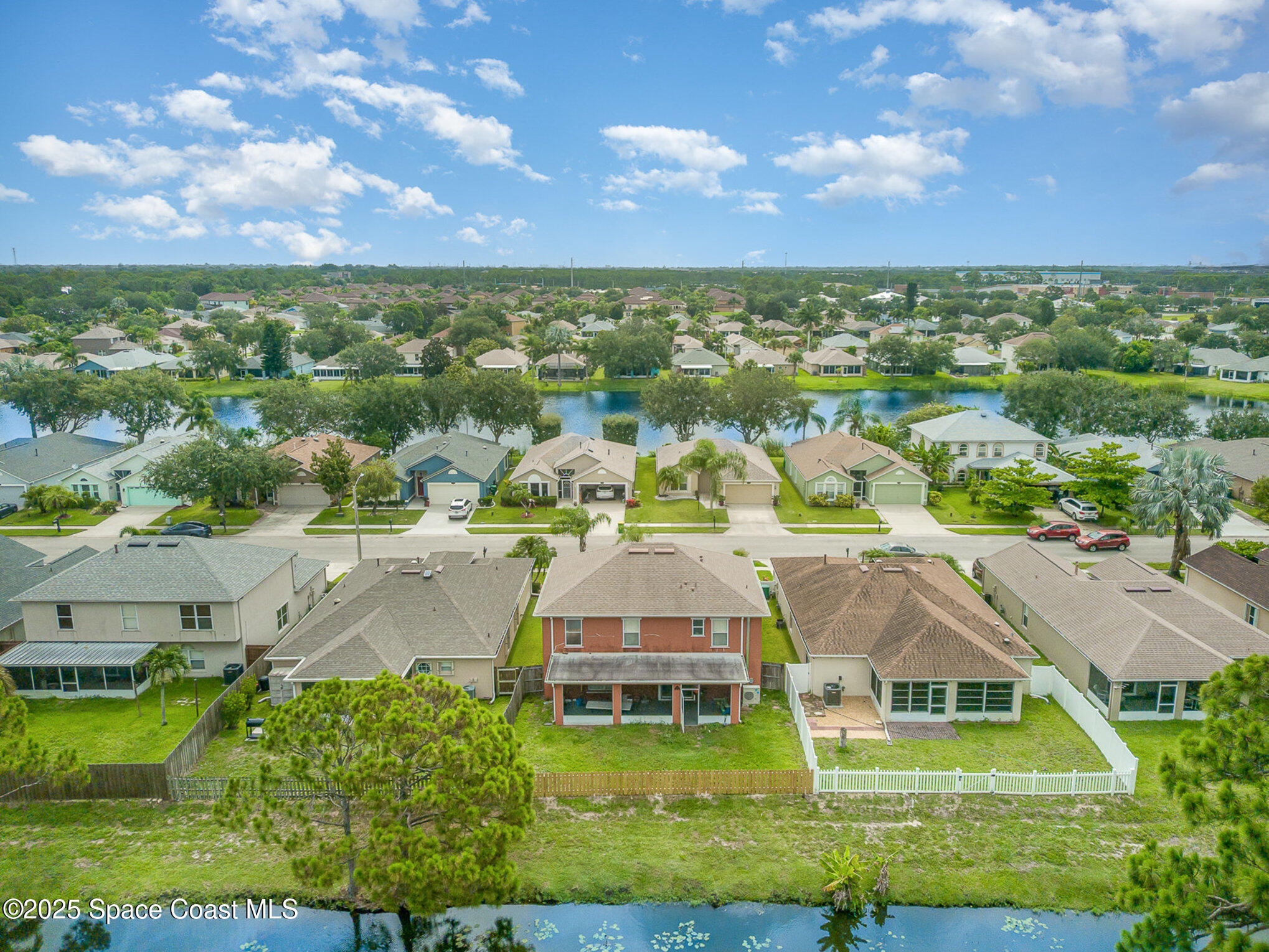 1229 White Oak Circle