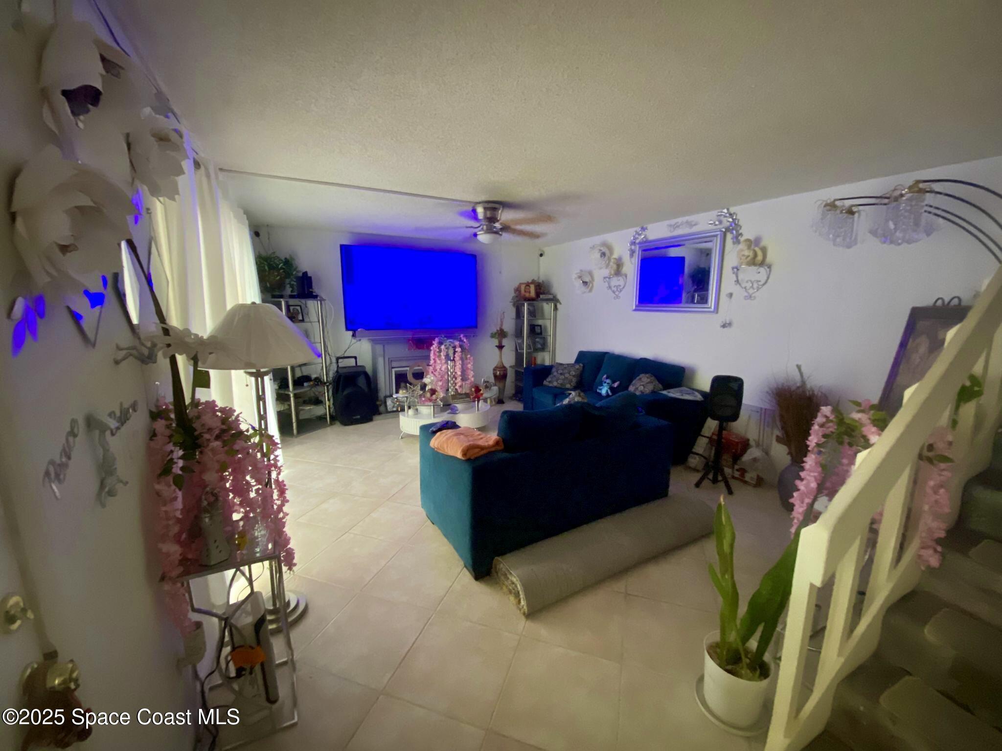 3115 Vista Oaks Circle NE