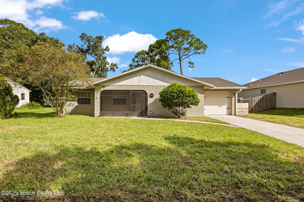 Photo of 1037 Zamora Street SE, Palm Bay, FL 32909 (MLS # 1058250)
