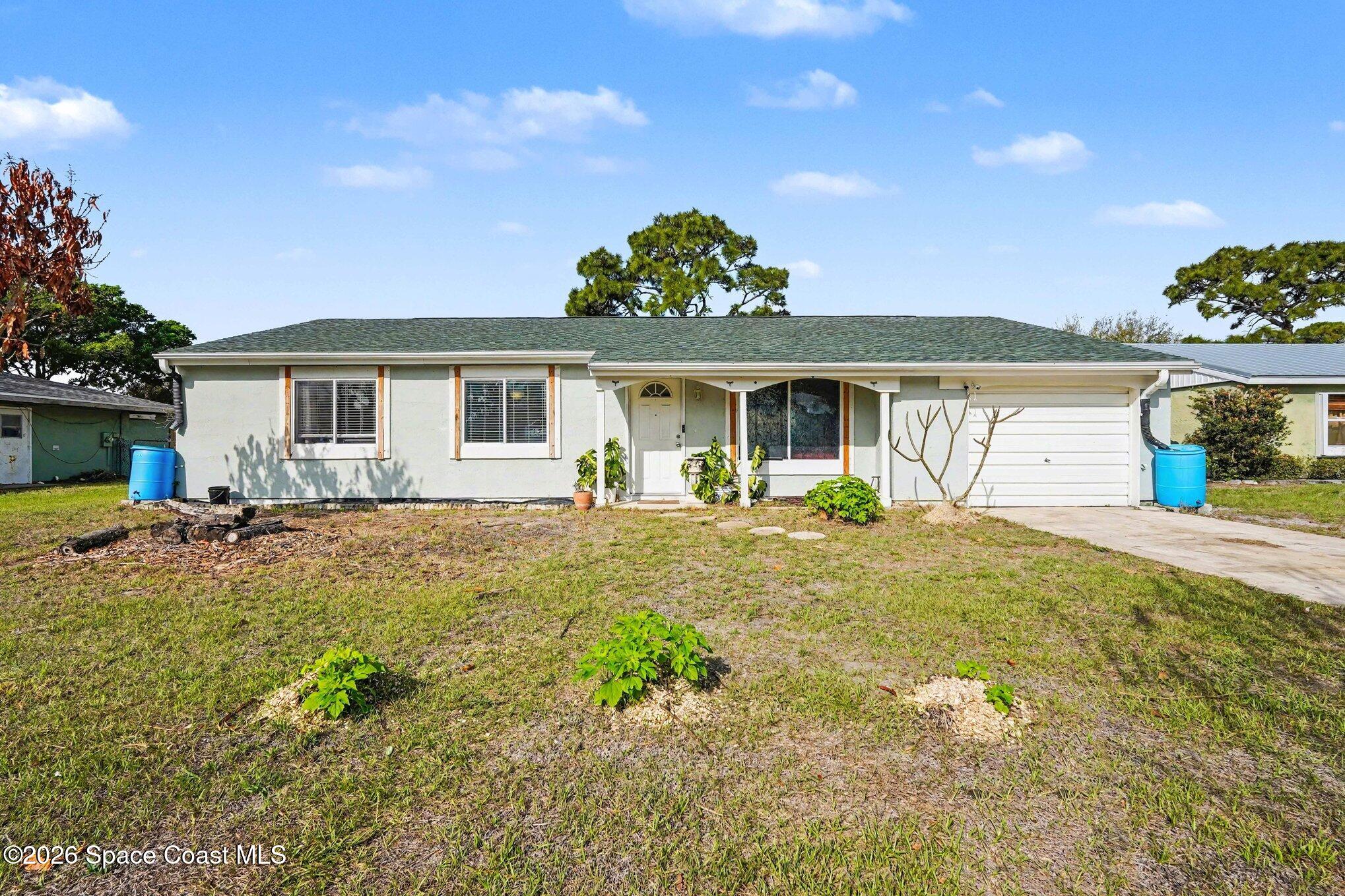 1076 Galty Circle NE