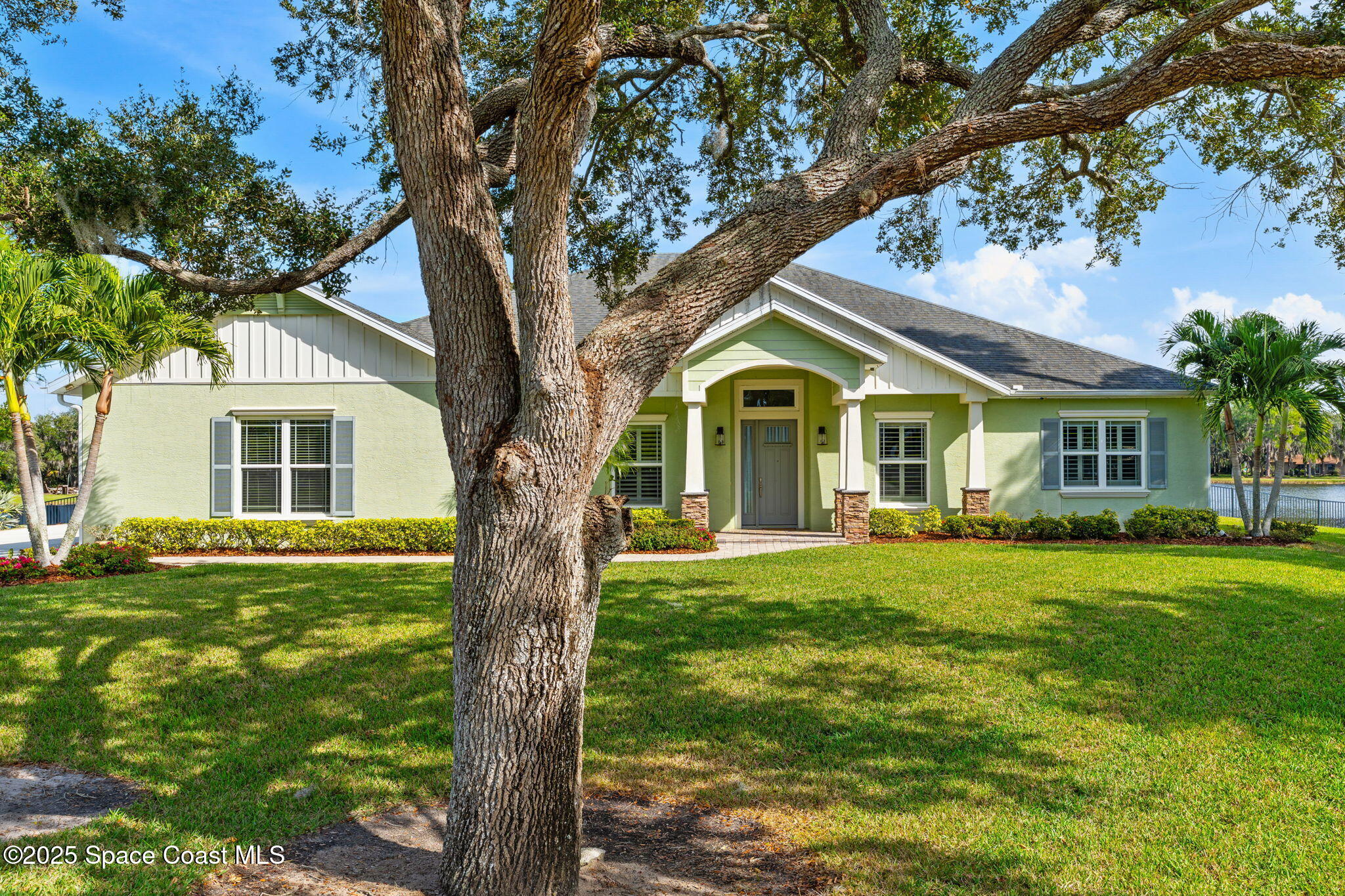 5150 Mallard Lakes Court