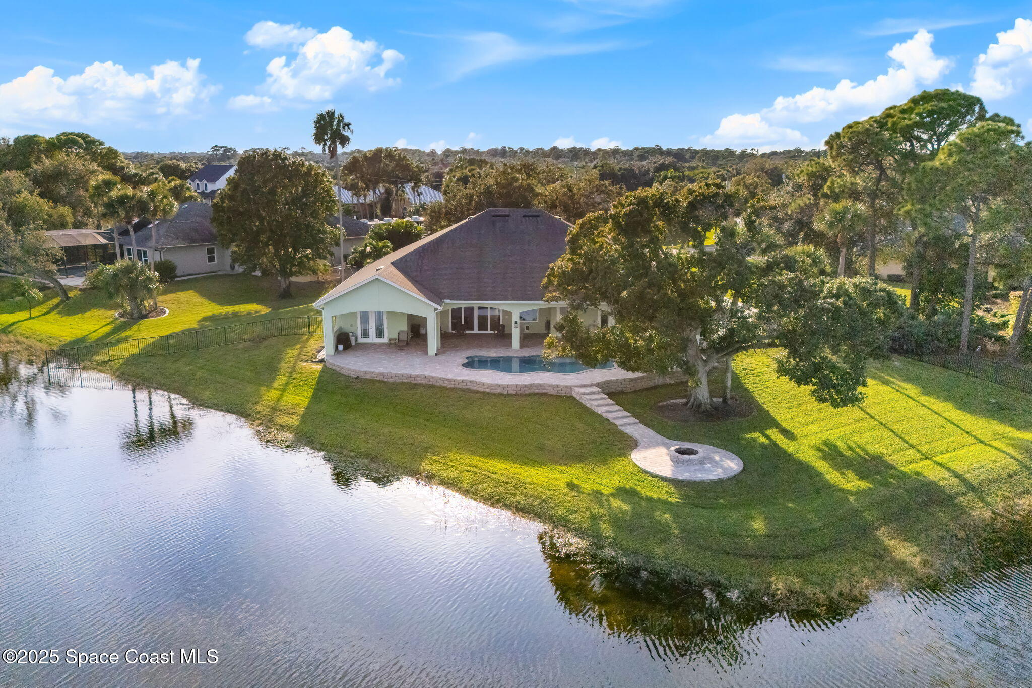 5150 Mallard Lakes Court