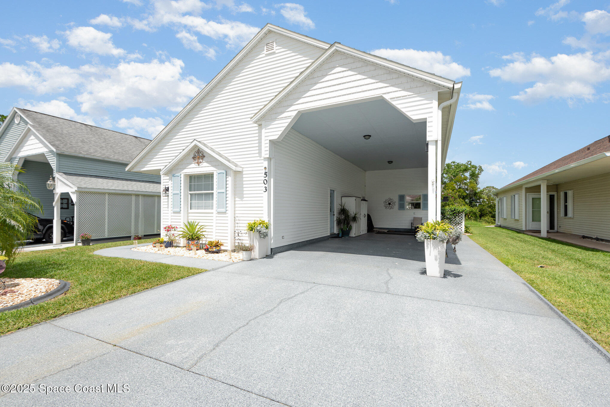 503 Twin Lakes Drive