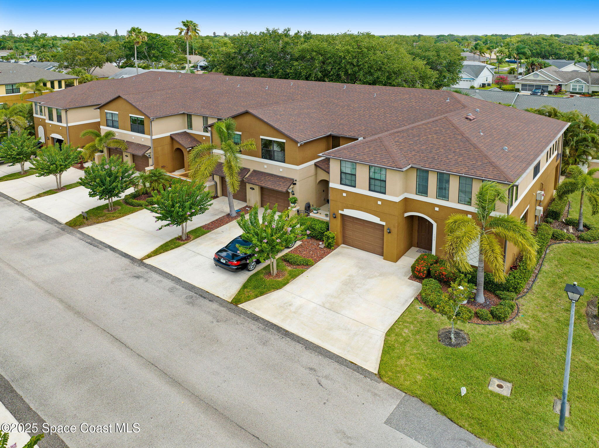 1425 Lara Circle 103