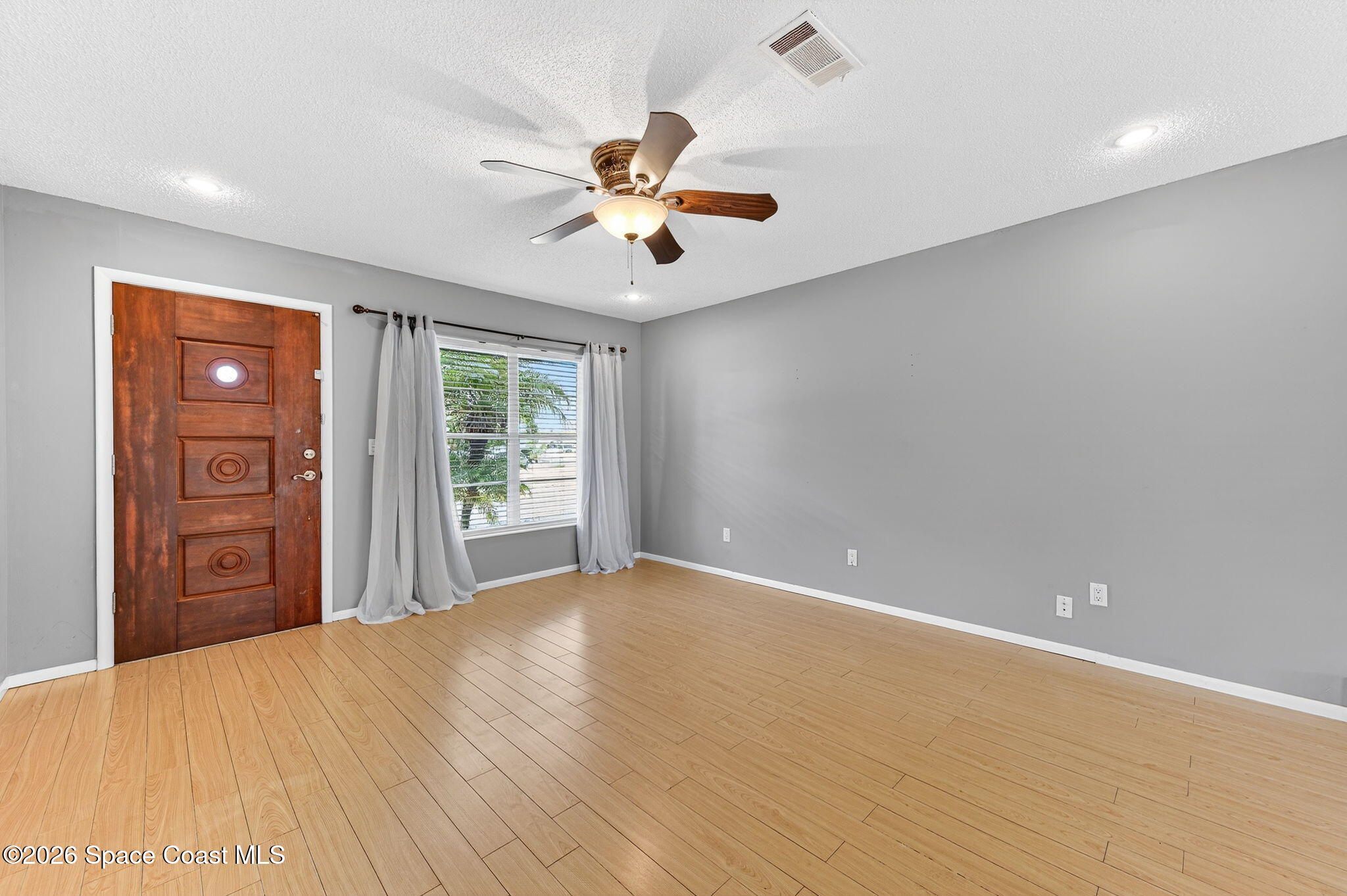 3125 Las Palmas Drive