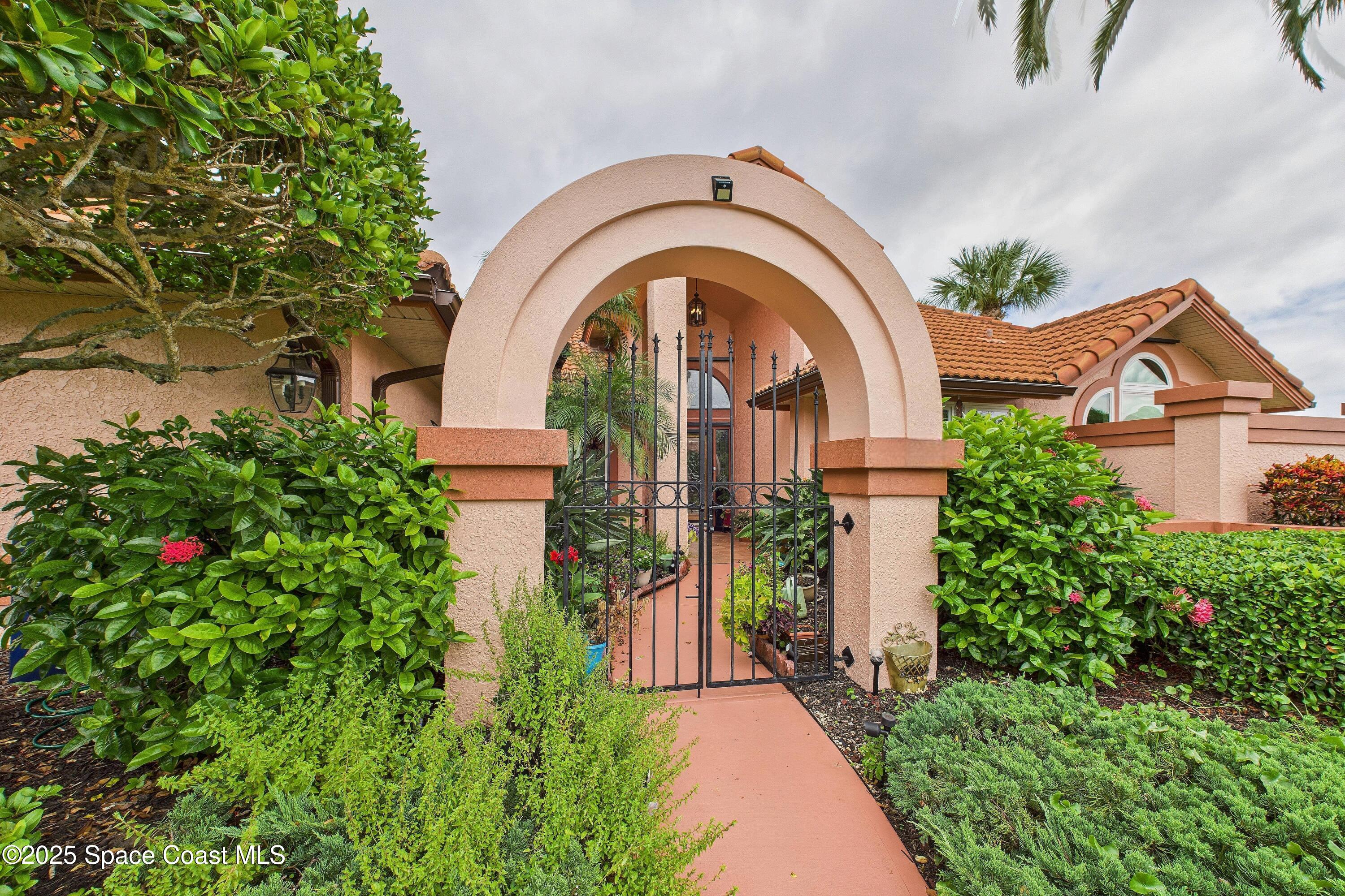 419 Lanternback Island Drive