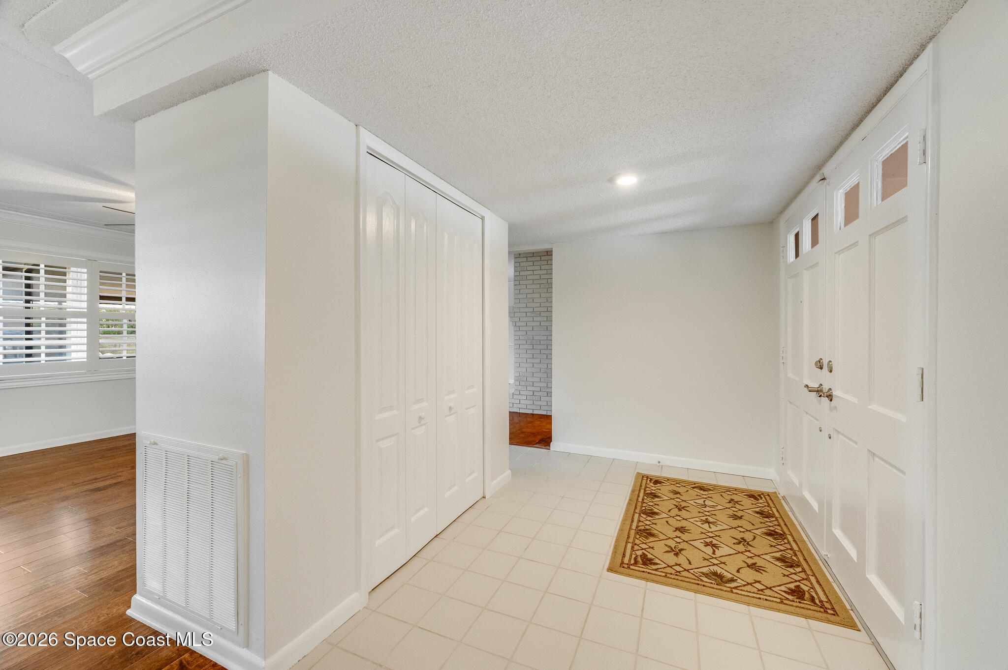 2345 Middlecoff Court