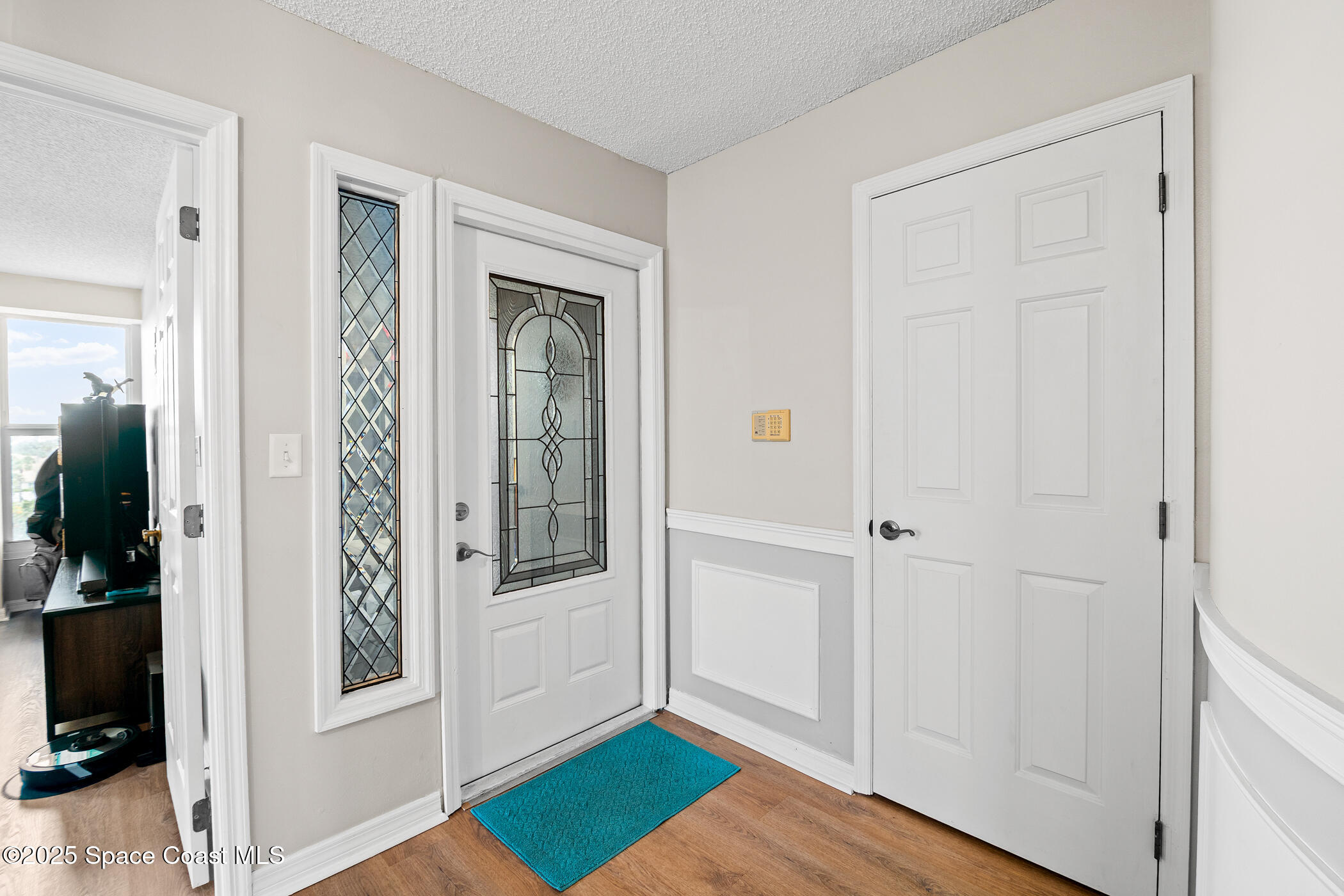 215 Ballyshannon Street C402