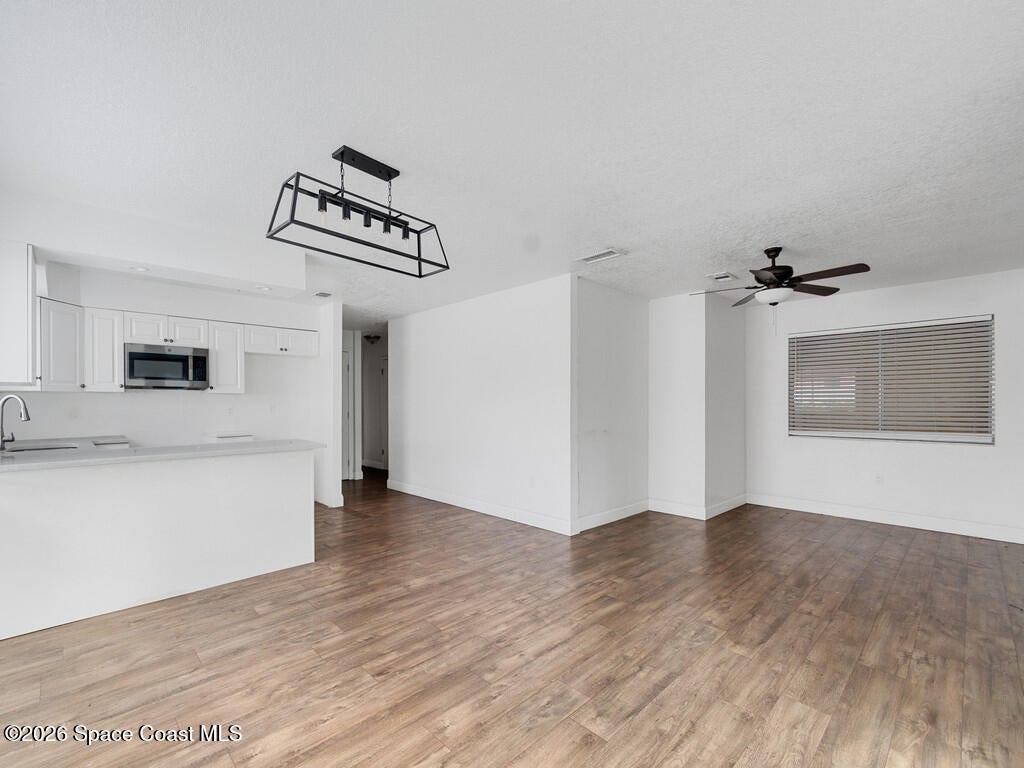 135 S Kenneth Court