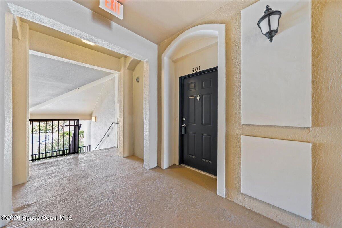 1576 Peregrine Circle 401 Circle 401