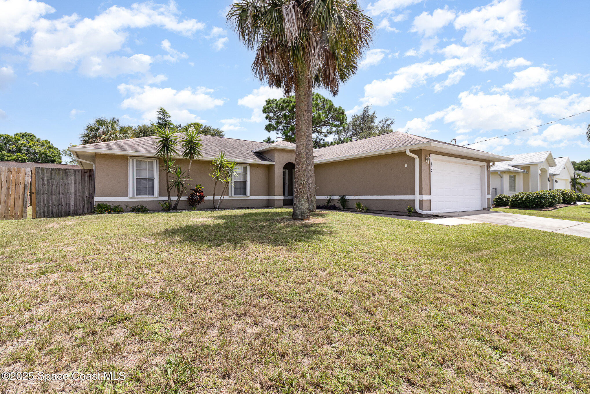 835 Levitt Parkway