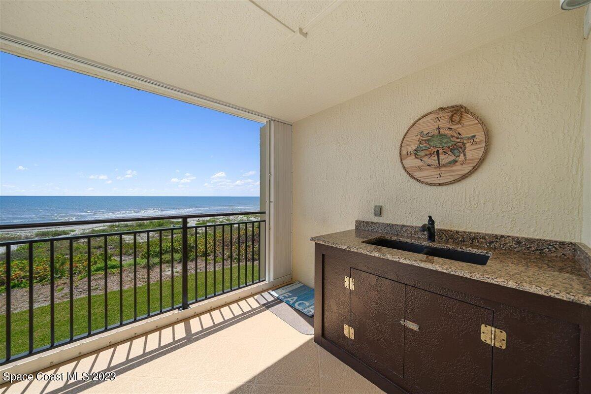 2375 S Atlantic Avenue 302