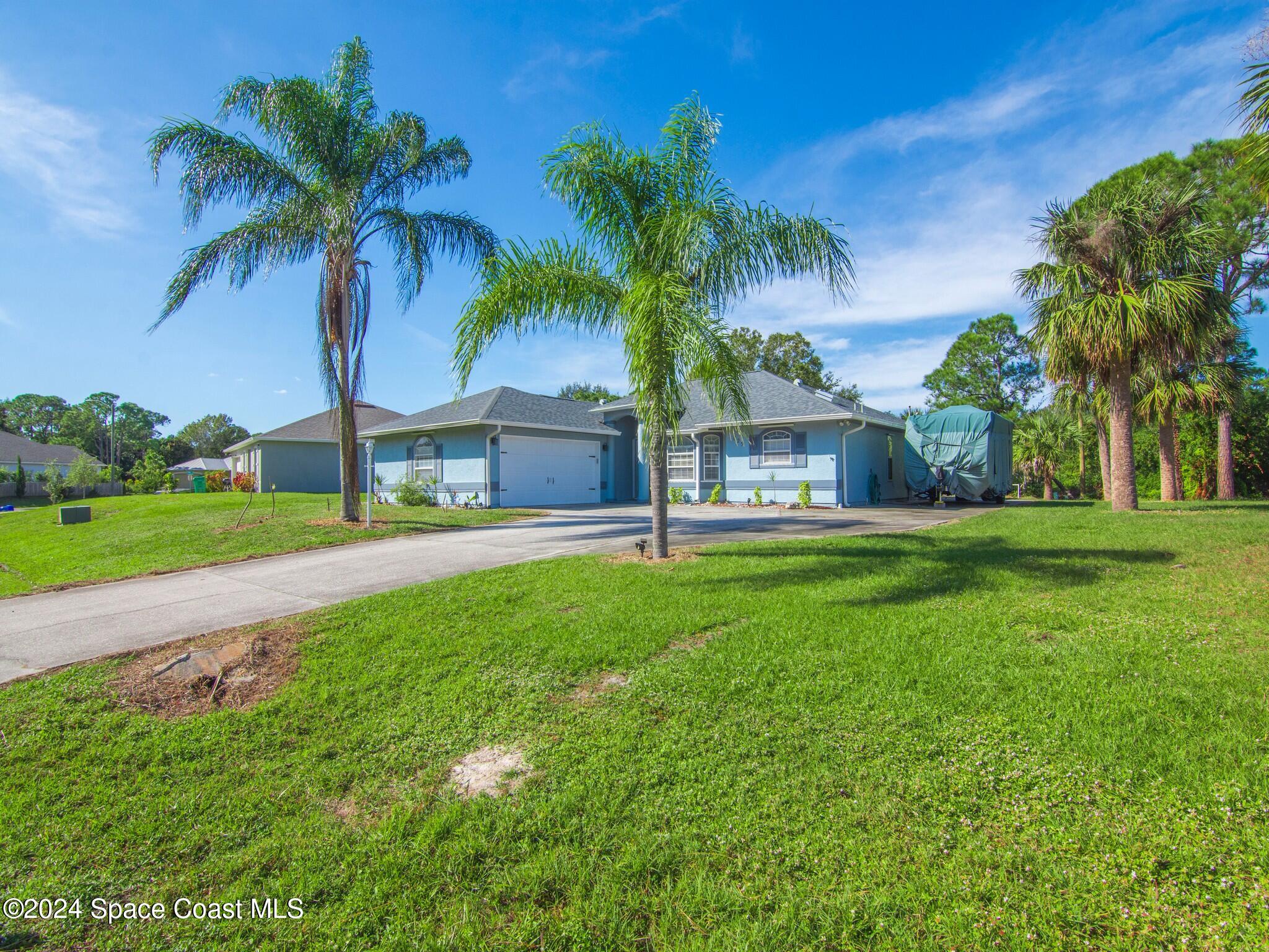 825 Landsdowne Drive