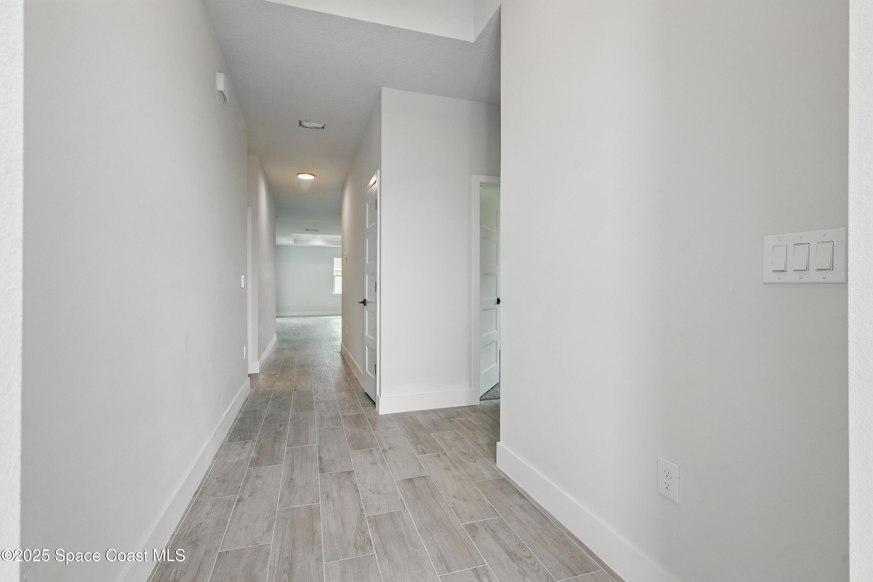 282 Americana Boulevard NW