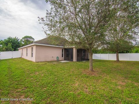 A home in Port St Lucie