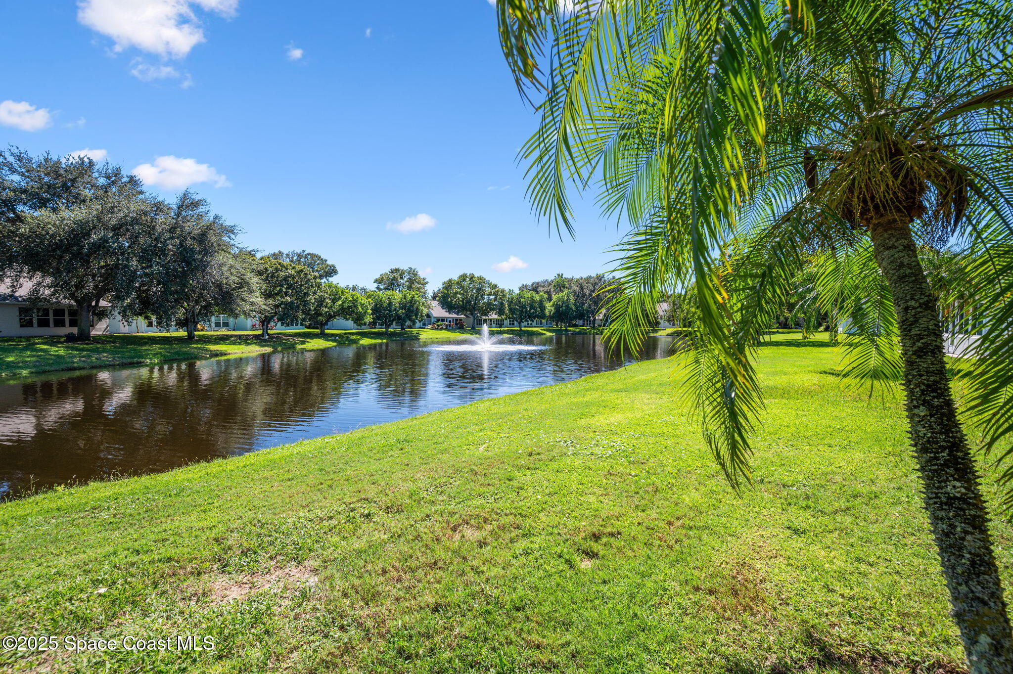 711 Kenwood Circle
