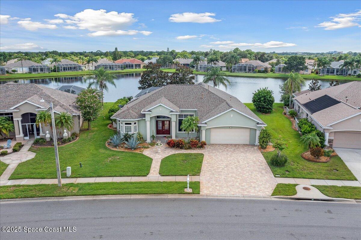827 Thrasher Drive