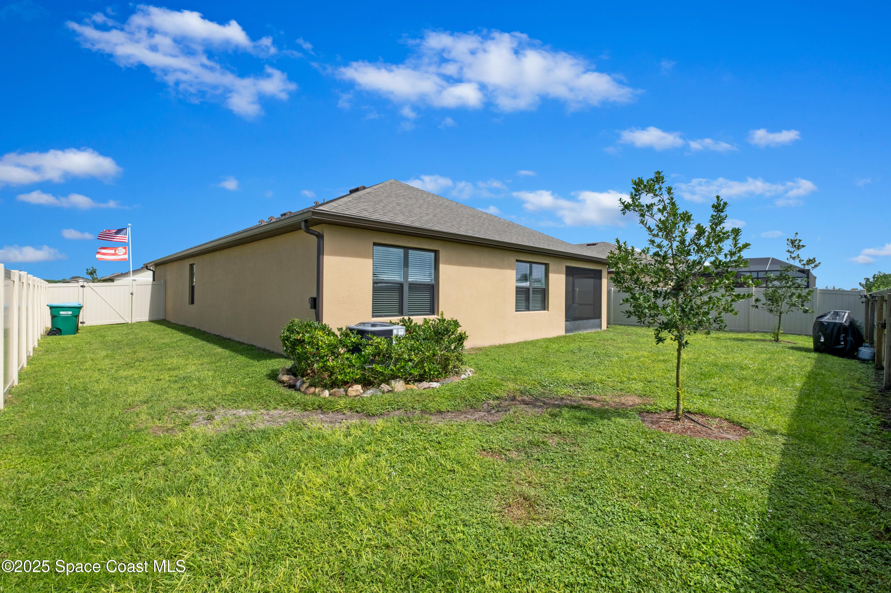 6575 Topaz Drive