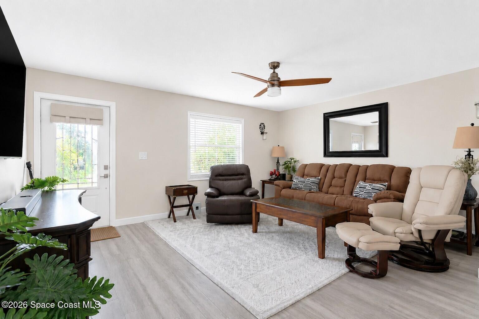 889 Levitt Parkway