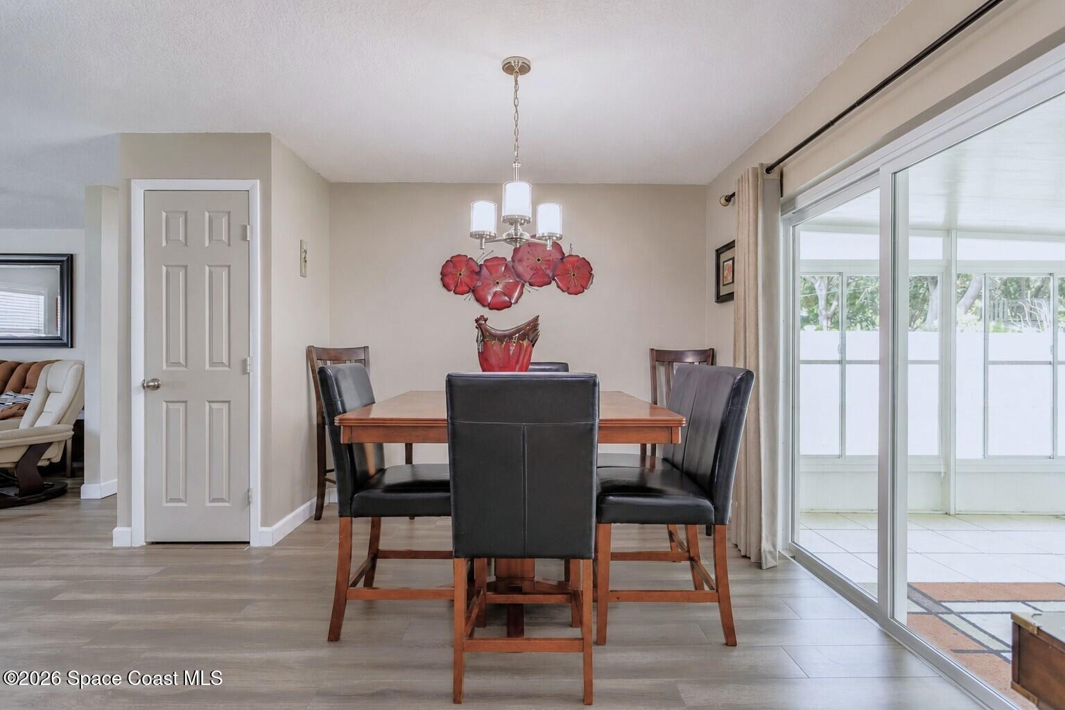 889 Levitt Parkway