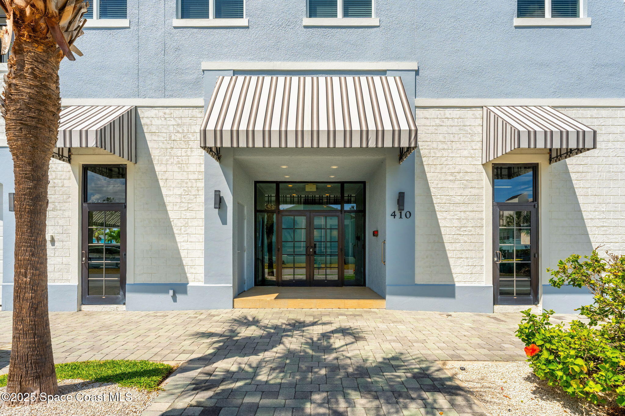 410 Hayes Avenue 203