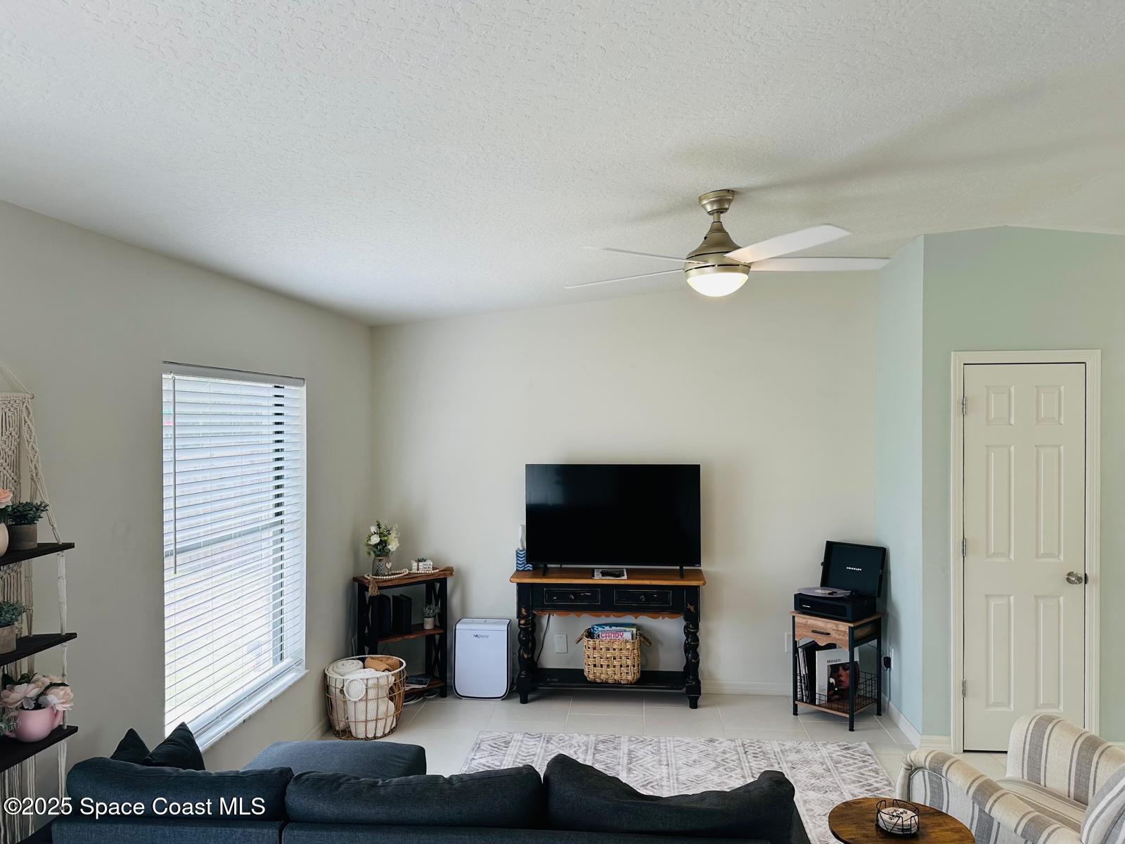 8876 N Indiana Avenue