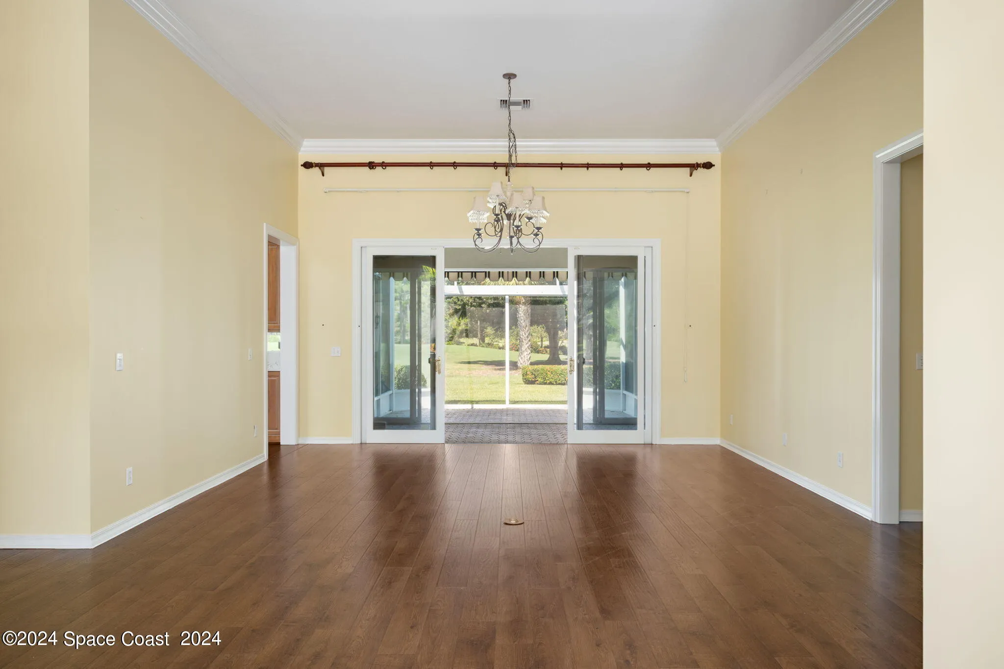 Vero Beach, Florida 32962, United States, 3 Bedrooms Bedrooms, ,3 BathroomsBathrooms,Residential,Pending,43606