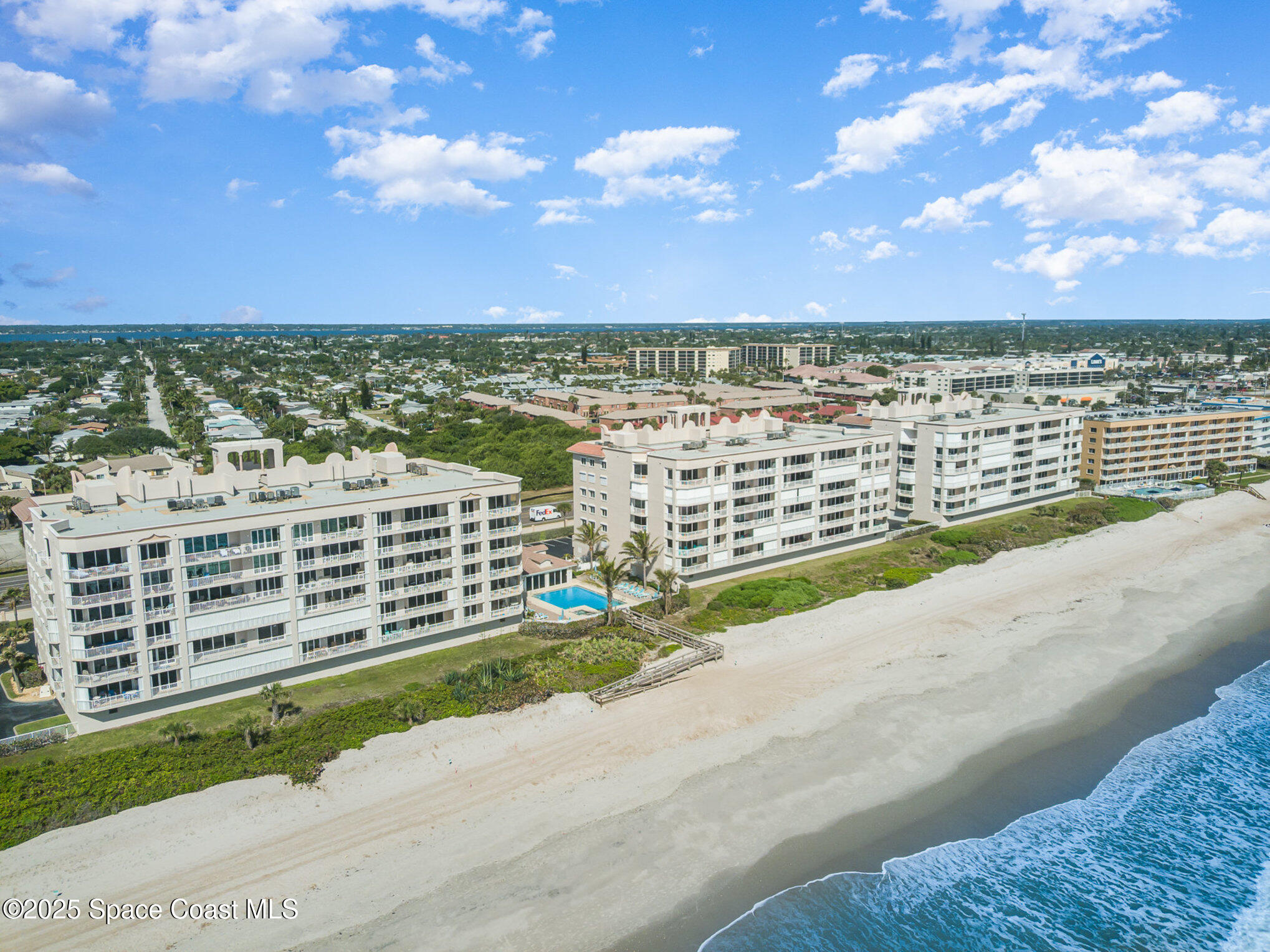 2075 Highway A1a Highway 2202b