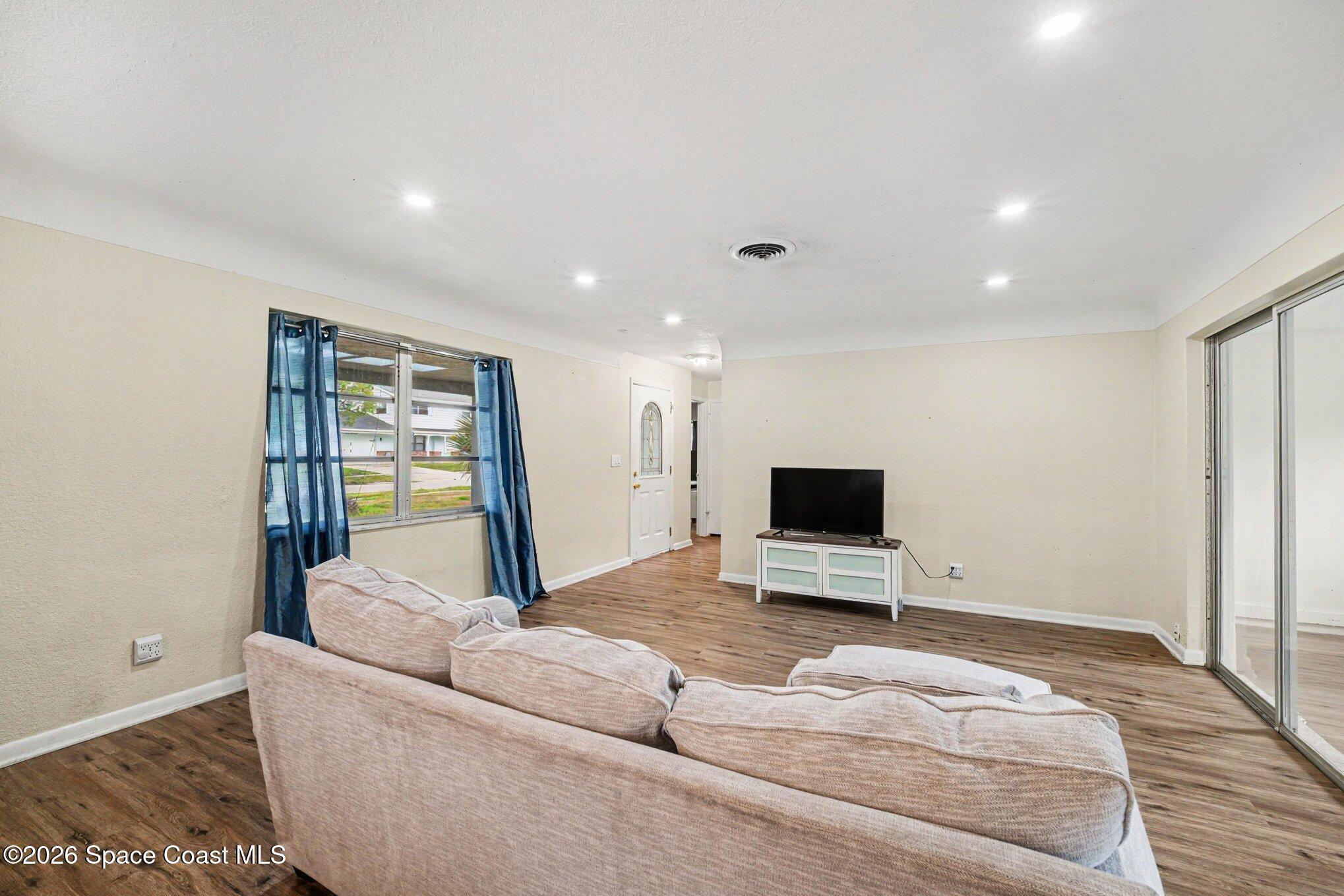 2425 Heritage Drive