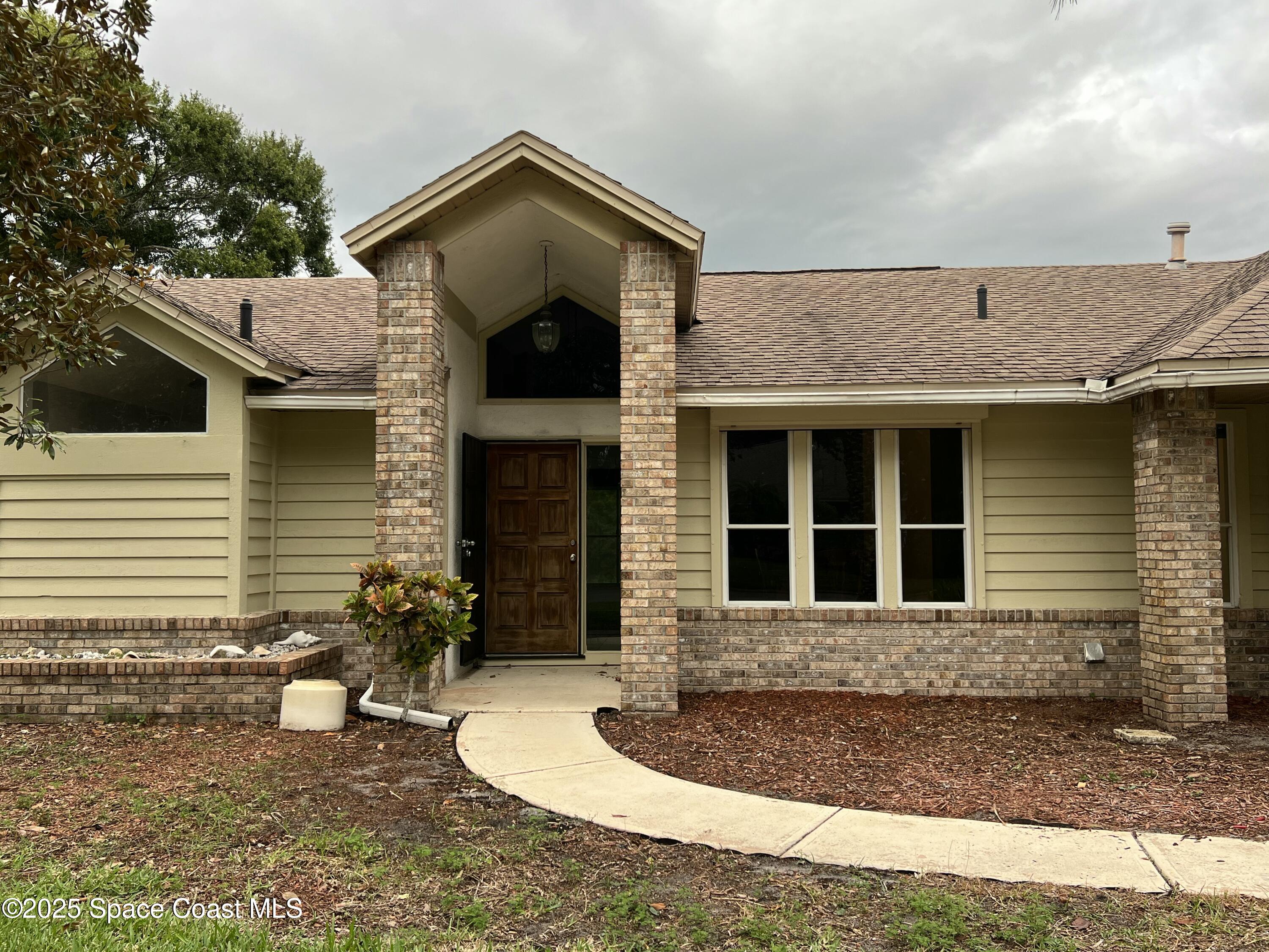 753 Casa Grande Drive