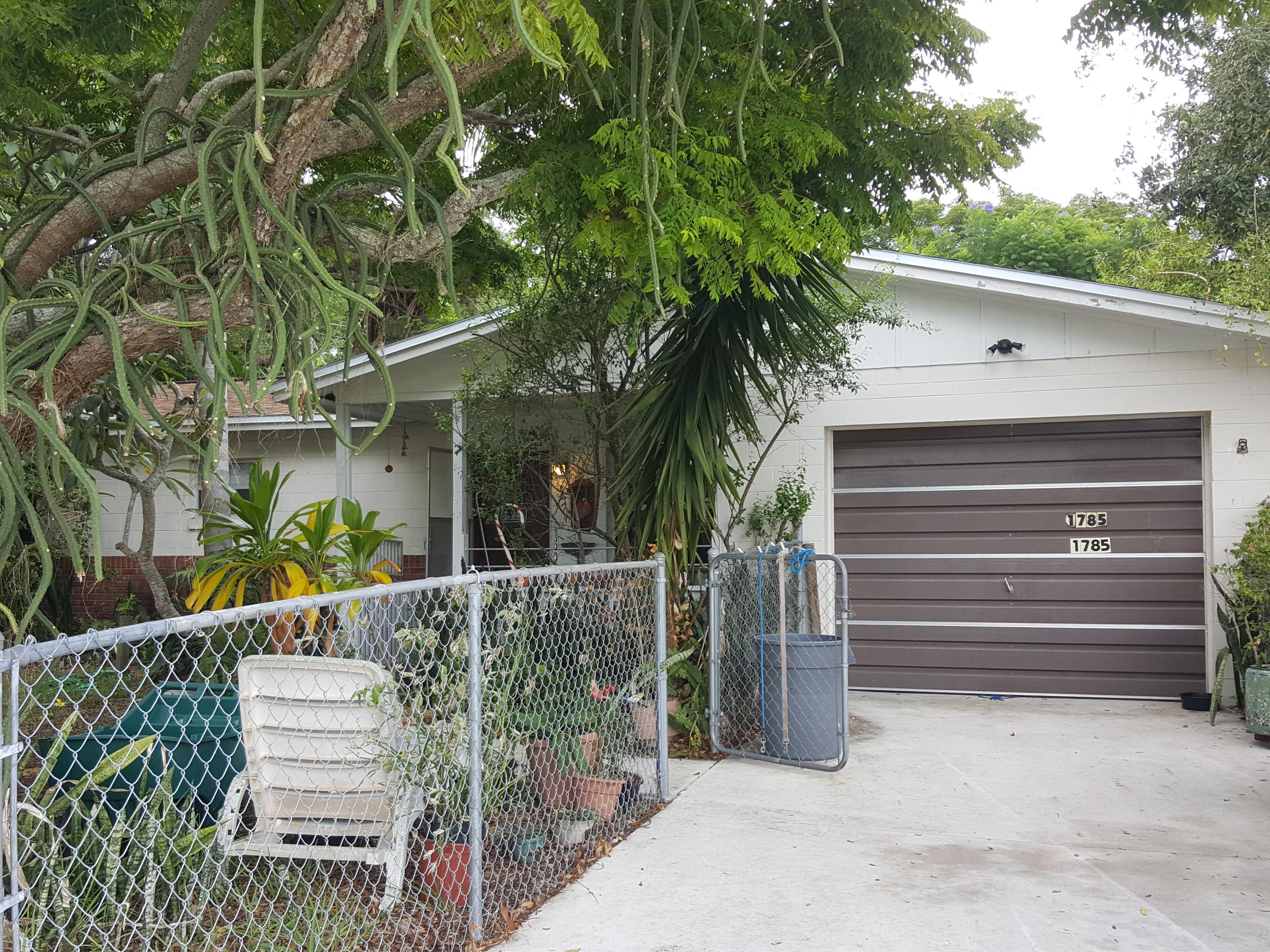 Photo 1 of 7 — 1785 Via Roma, Merritt Island, FL 32952