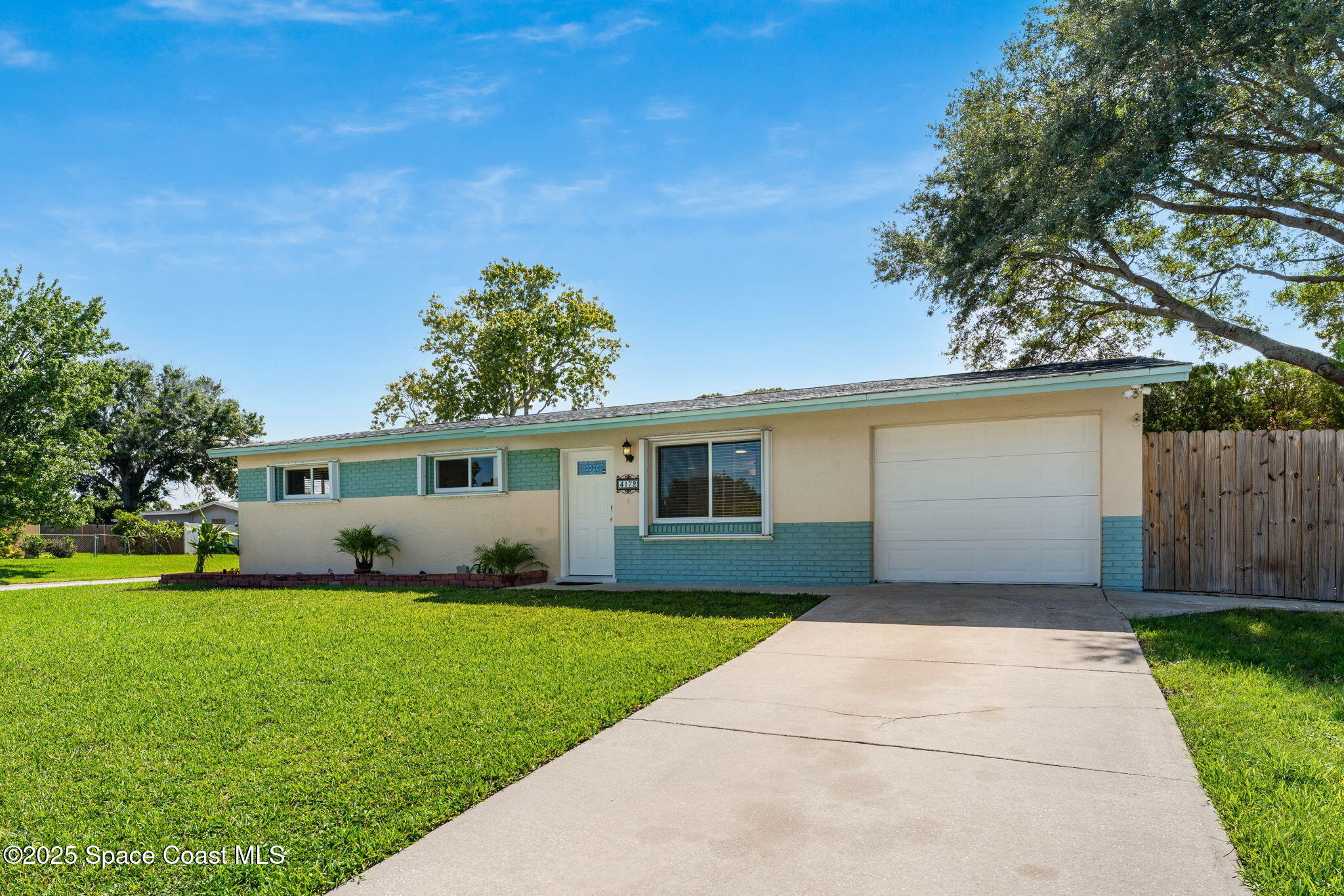 4172 Hammock Drive