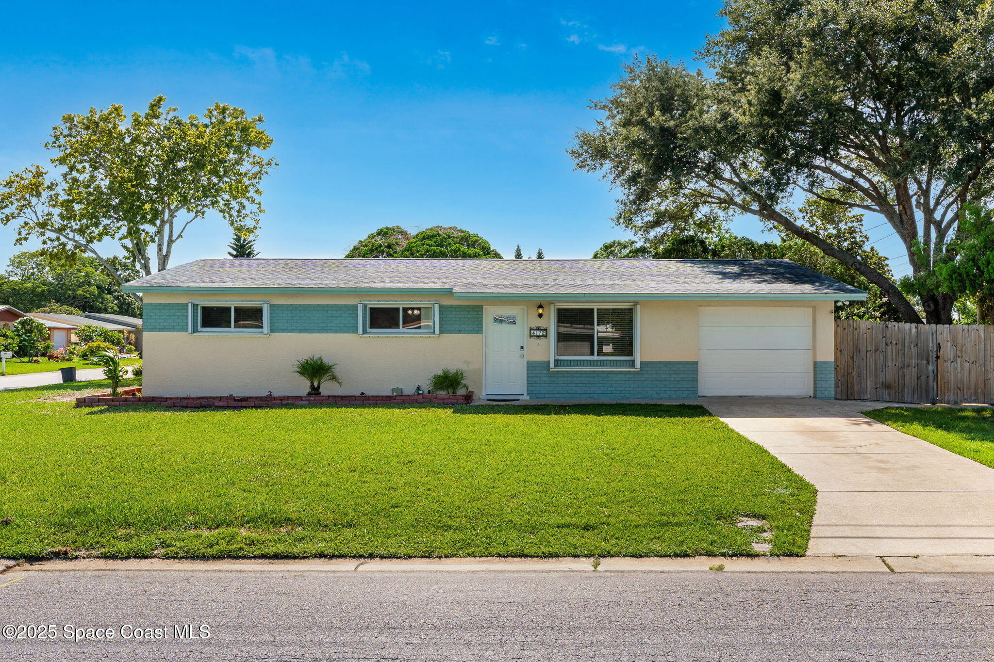 4172 Hammock Drive