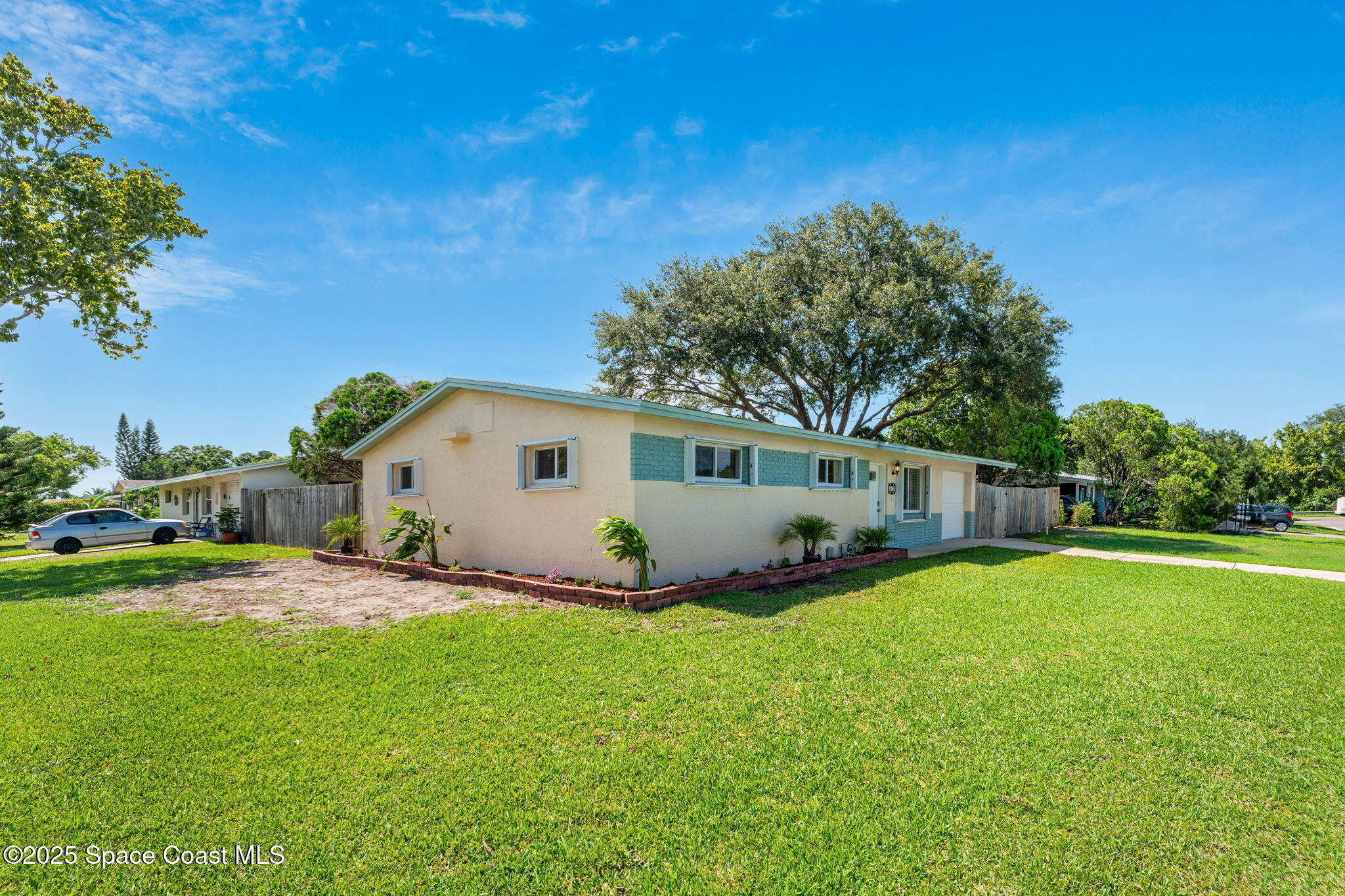 4172 Hammock Drive
