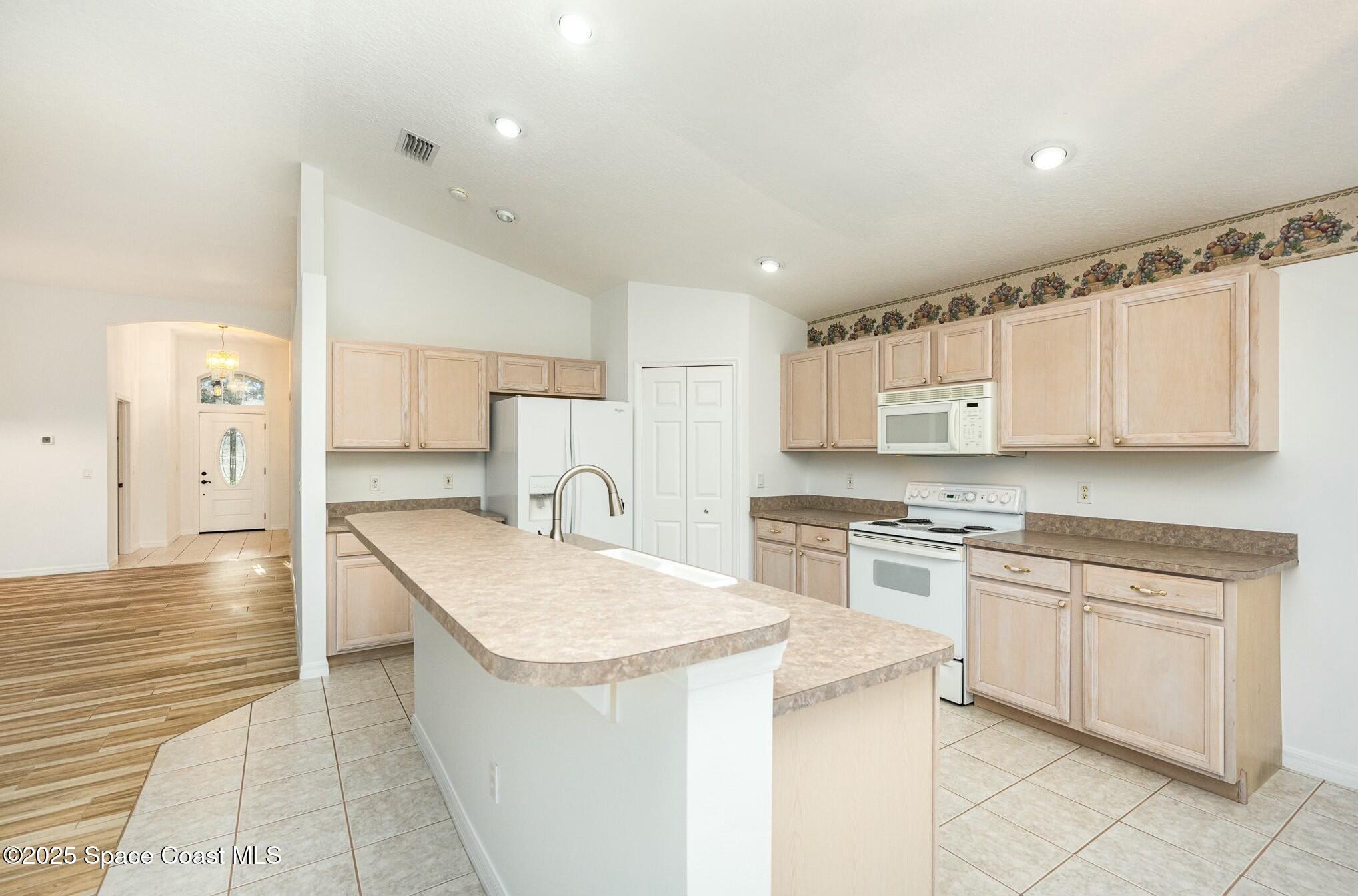 3300 Deer Lakes Drive