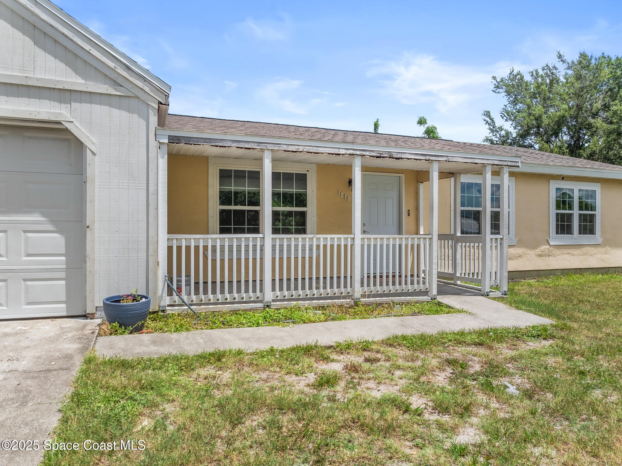 1010 Galleon Street