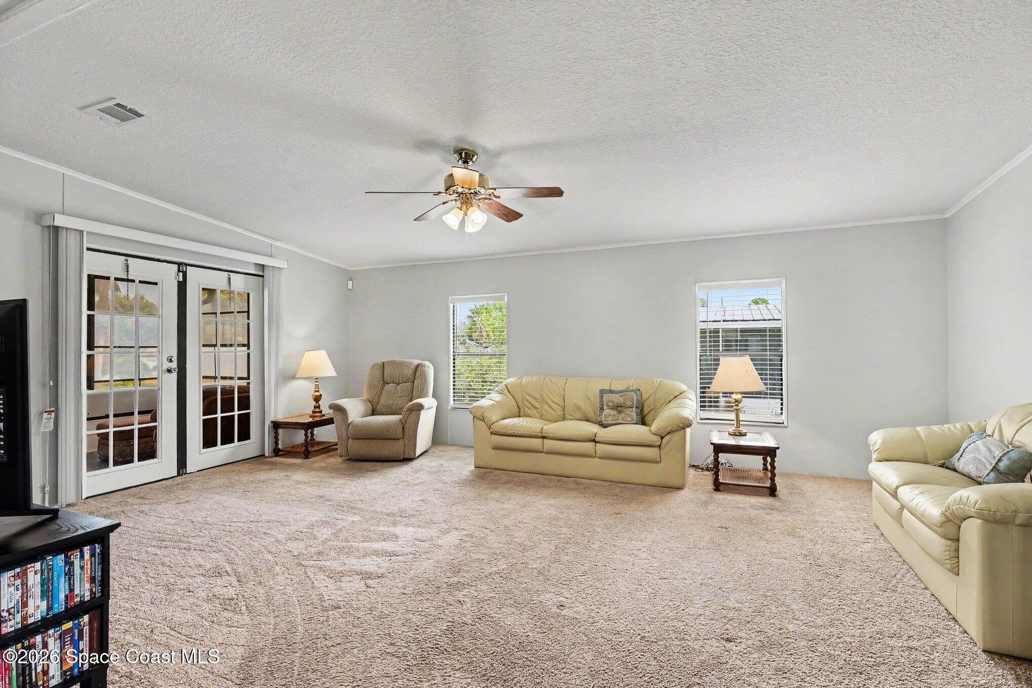 335 San Mateo Boulevard