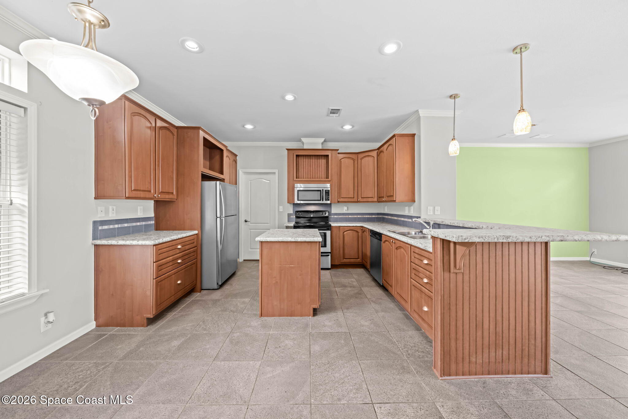 1873 Nanton Street NW