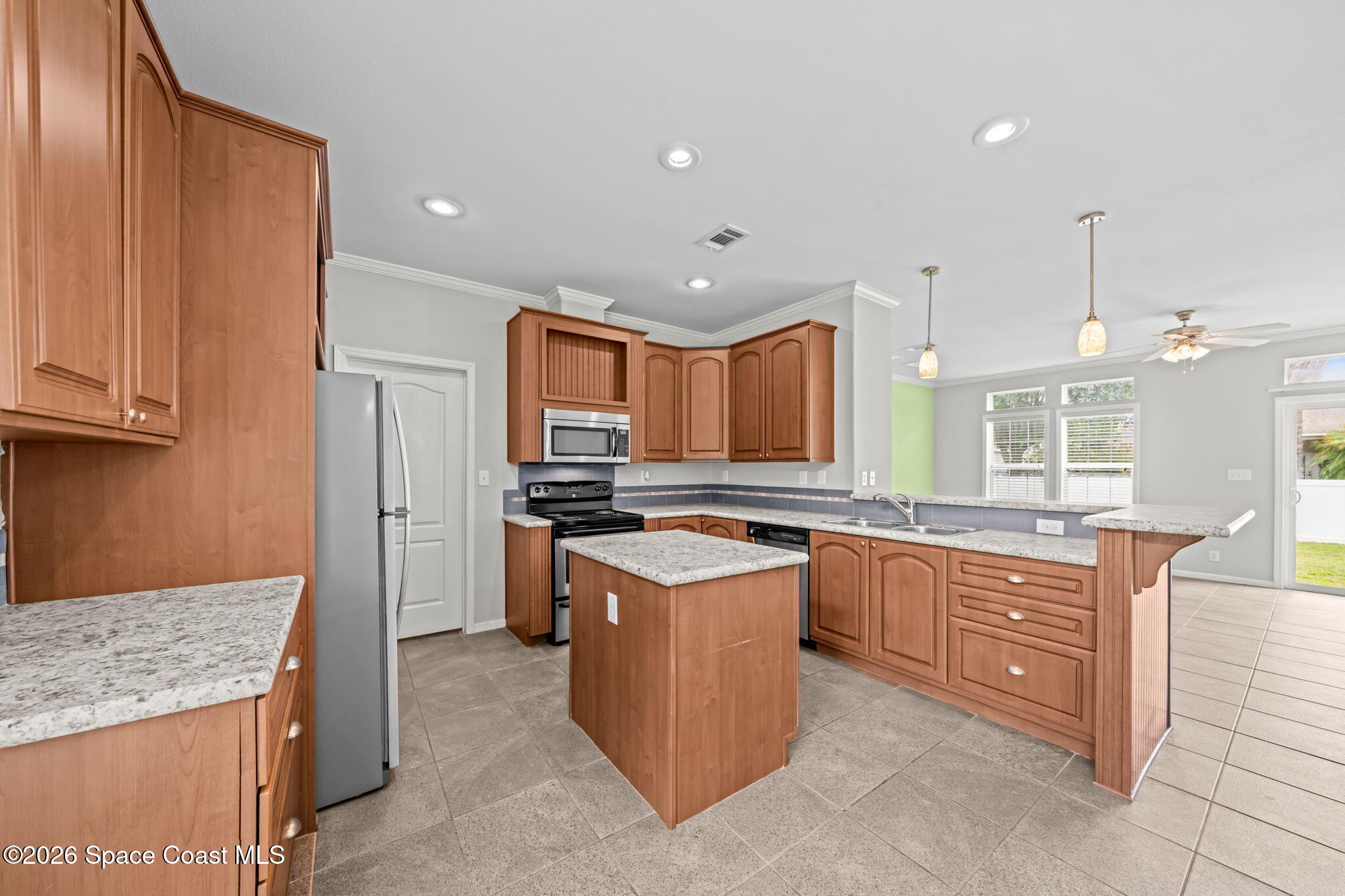 1873 Nanton Street NW