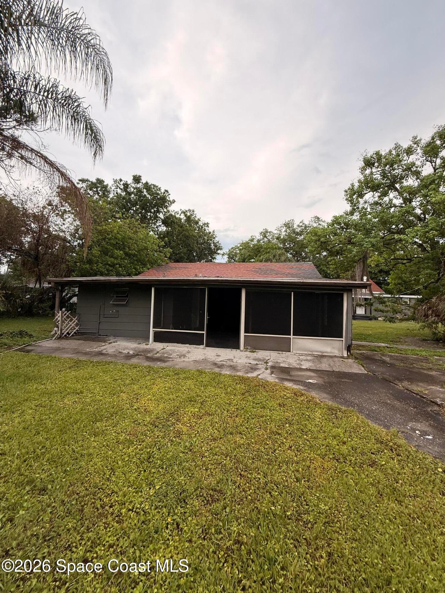 317 Pineda Street A-c