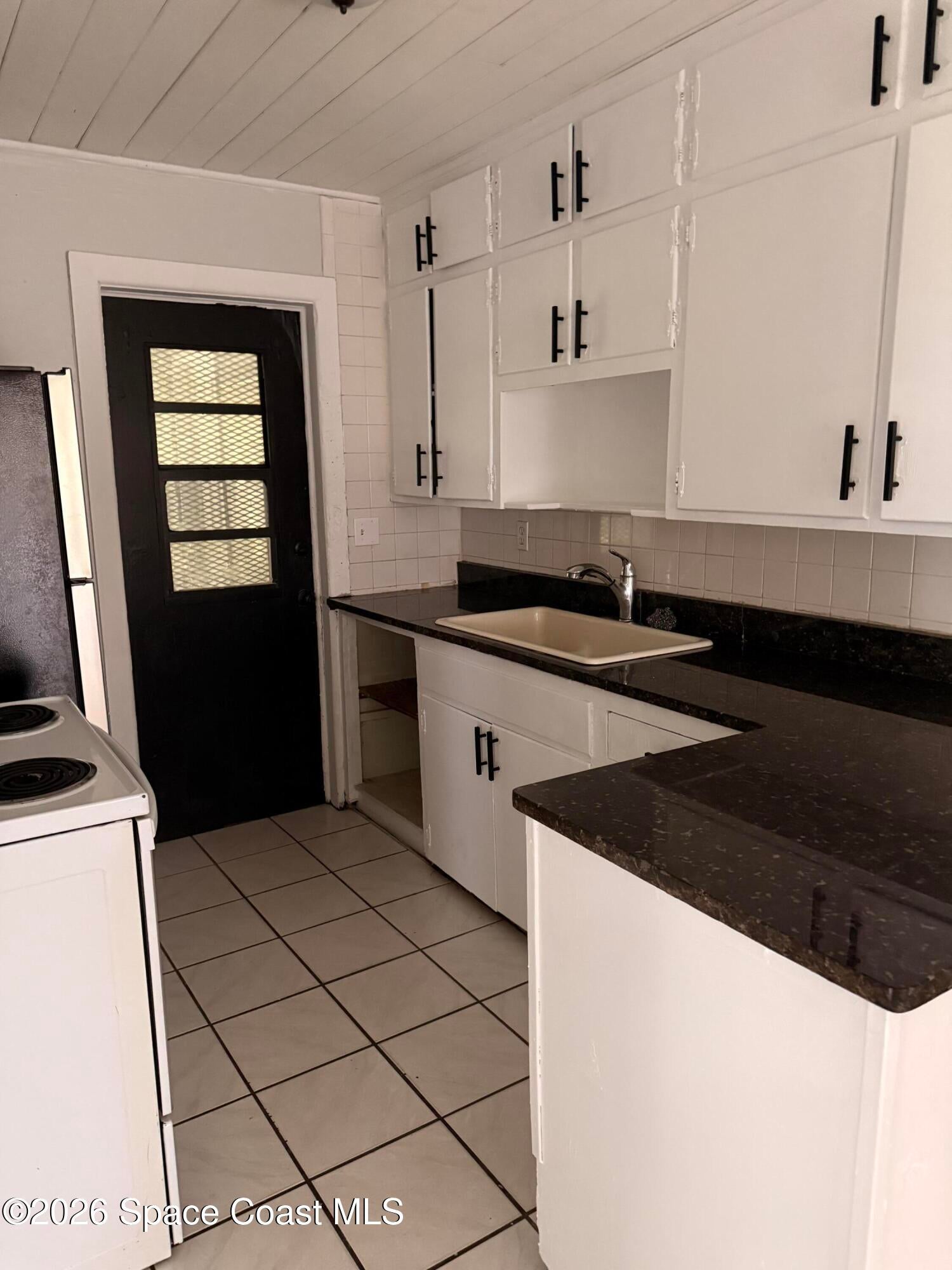 317 Pineda Street A-c