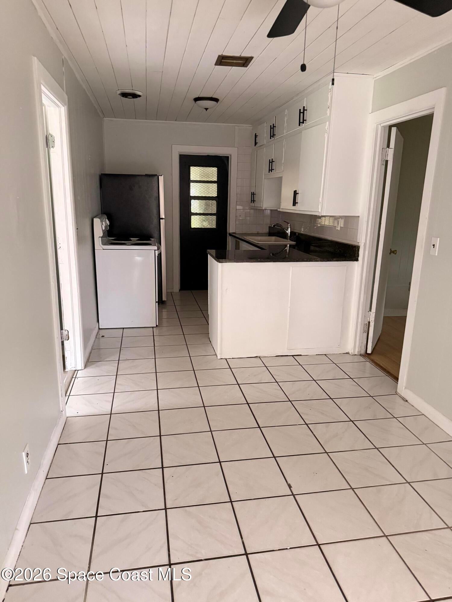 317 Pineda Street A-c
